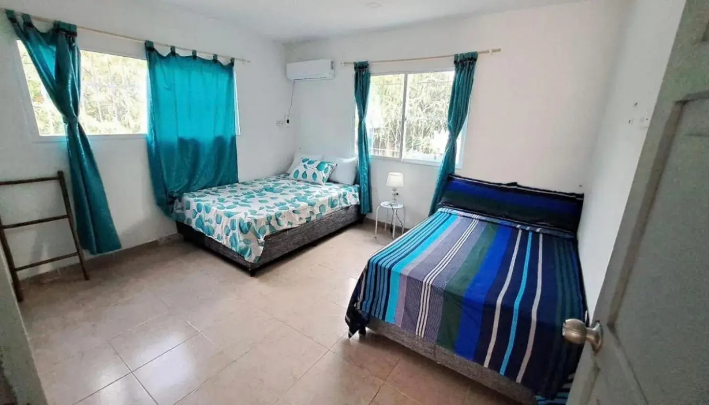 Small Twin Room - single occupancy in Casa Bahía Colonial - Cartagena Small Twin Room - single occupancy in Casa Bahía Colonial - Cartagena