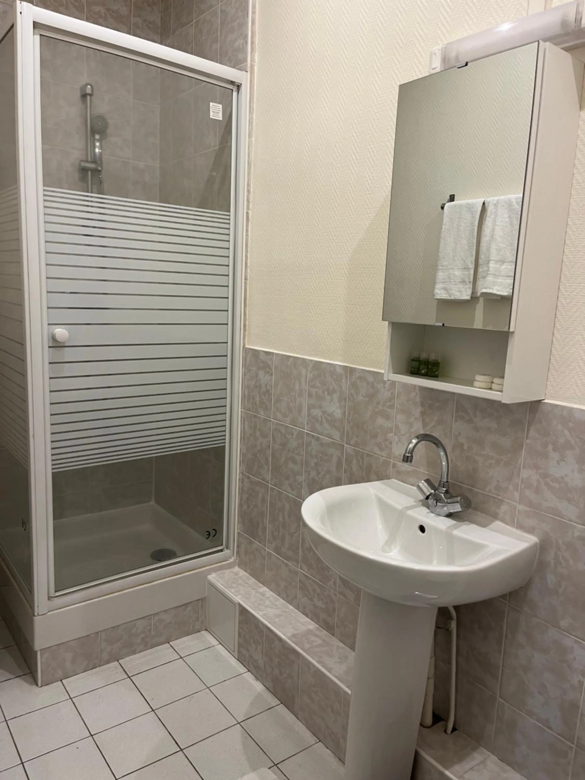 Bathroom in L’ESPERANCE