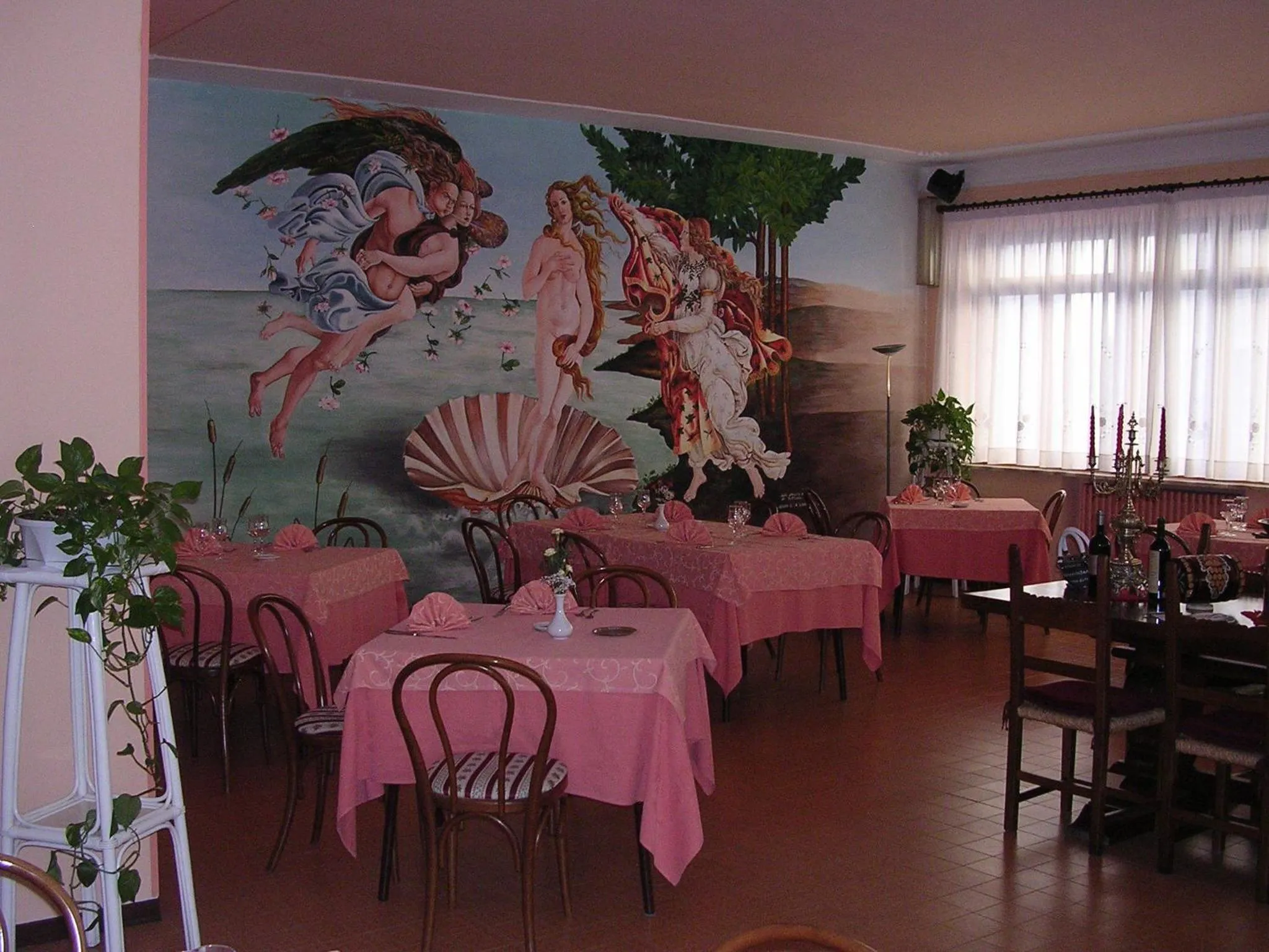 Restaurant/places to eat in Albergo Tenda Verde