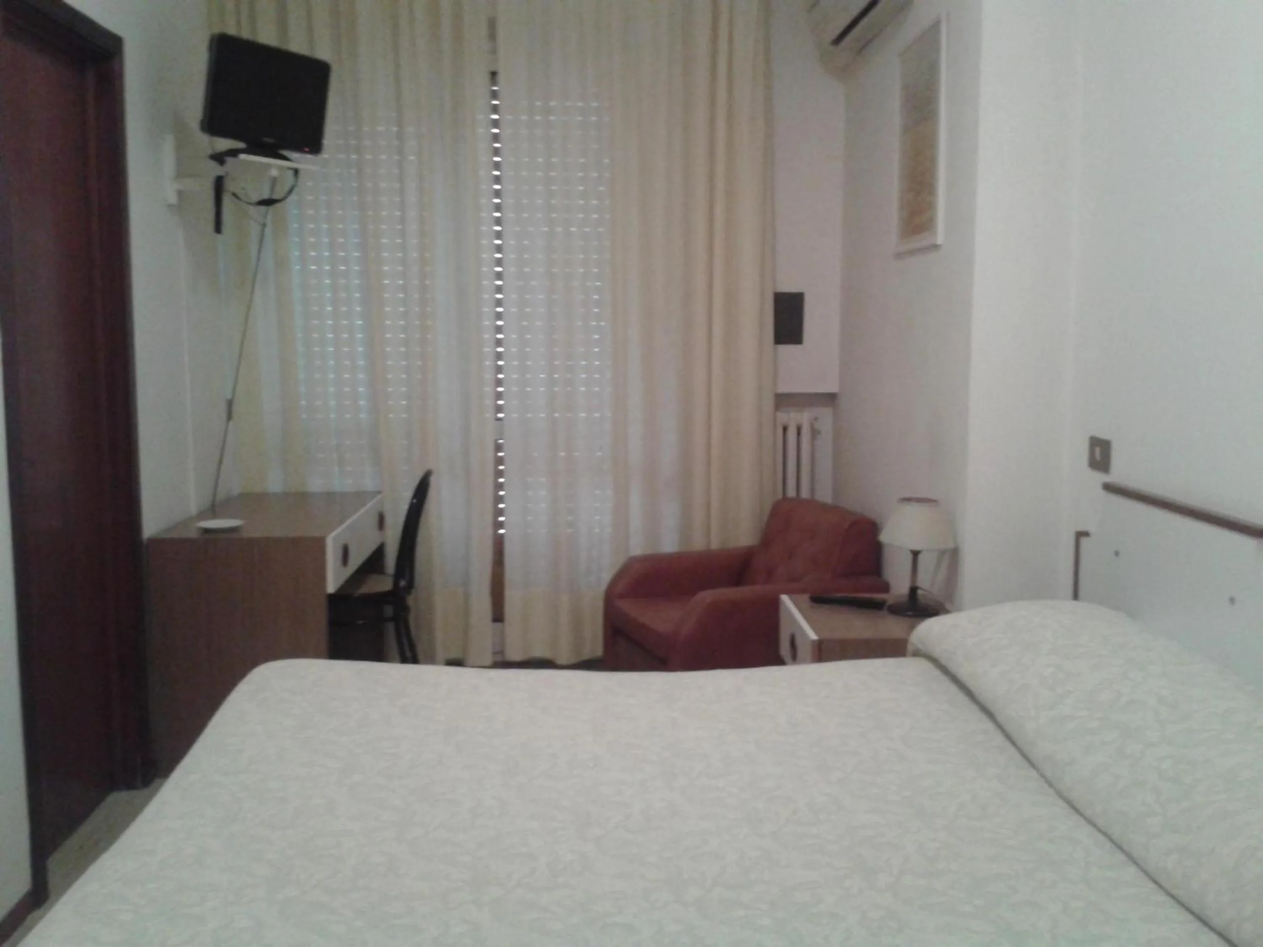 Decorative detail, Bed in Albergo Tenda Verde