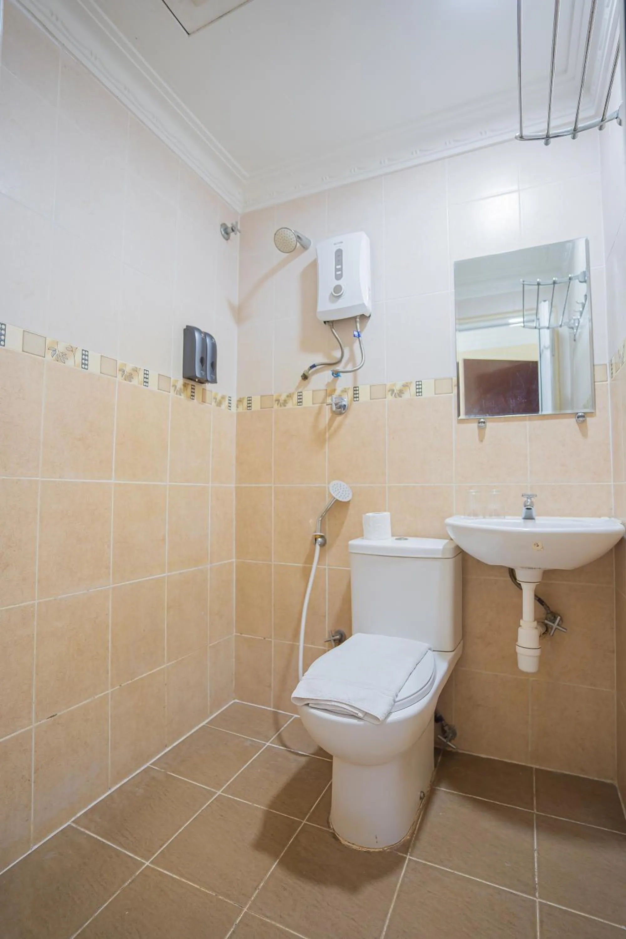 Bathroom in Hotel 28 Titiwangsa