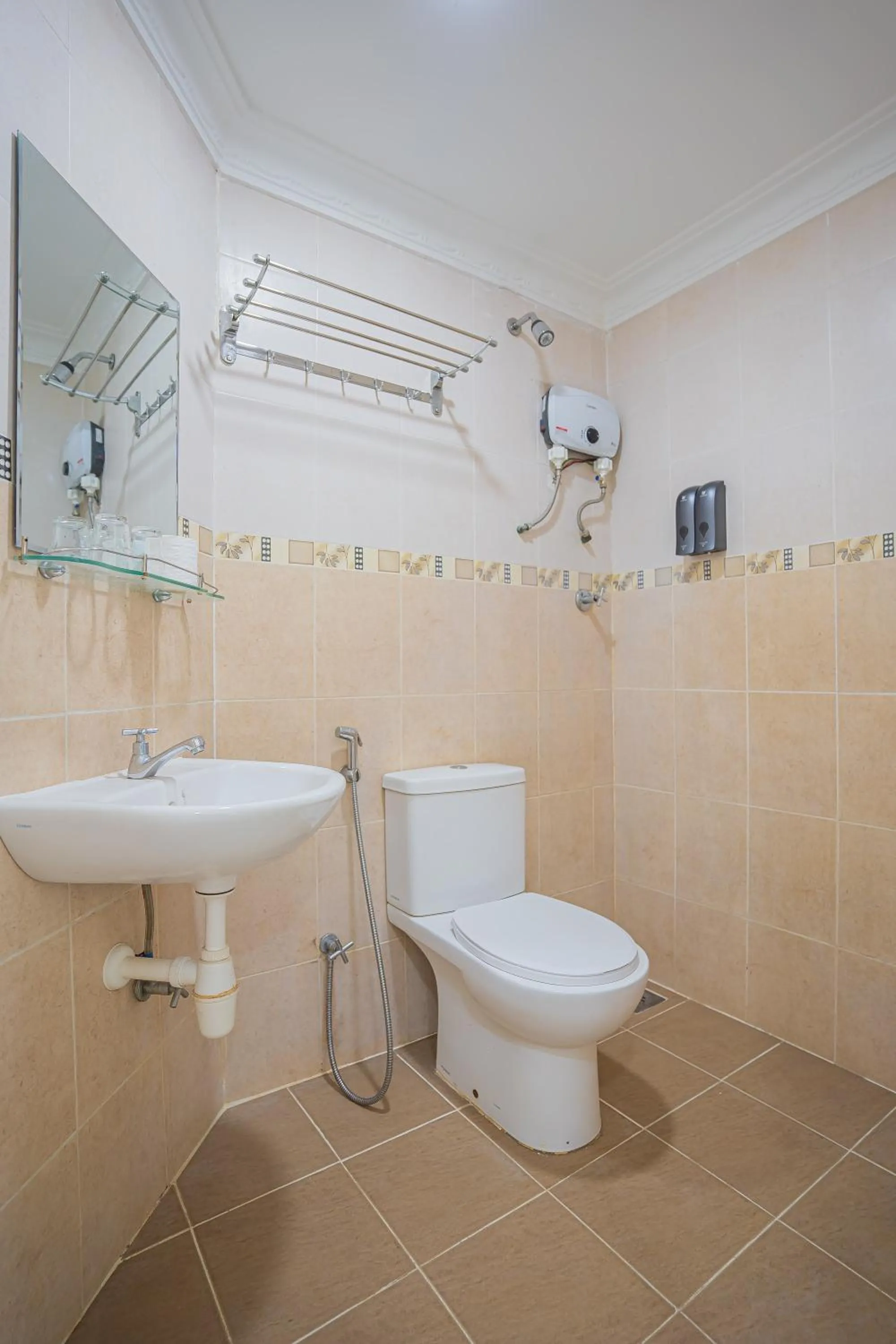 Bathroom in Hotel 28 Titiwangsa