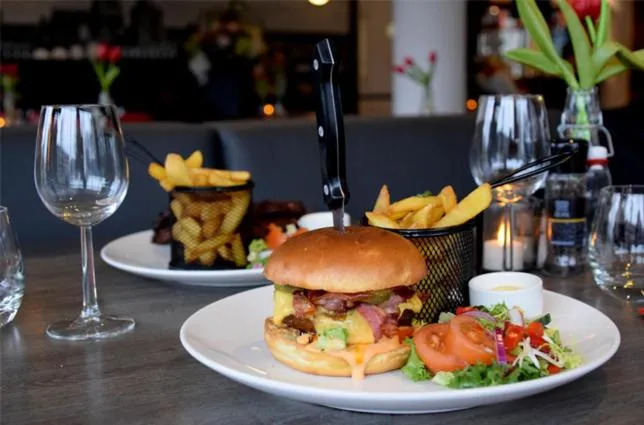 Dinner in Bastion Hotel Leiden Voorschoten