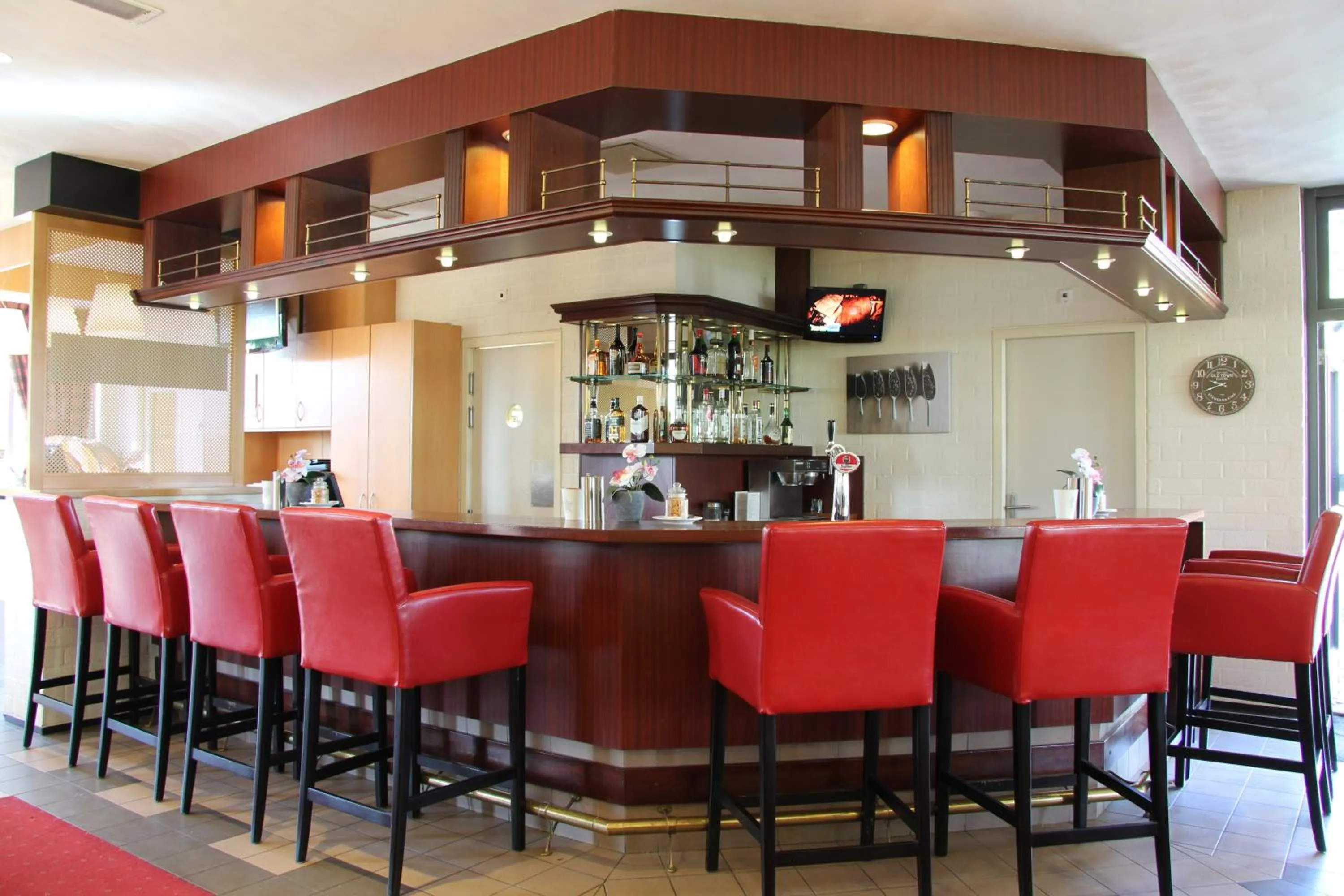 Lounge or bar in Bastion Hotel Leiden Voorschoten