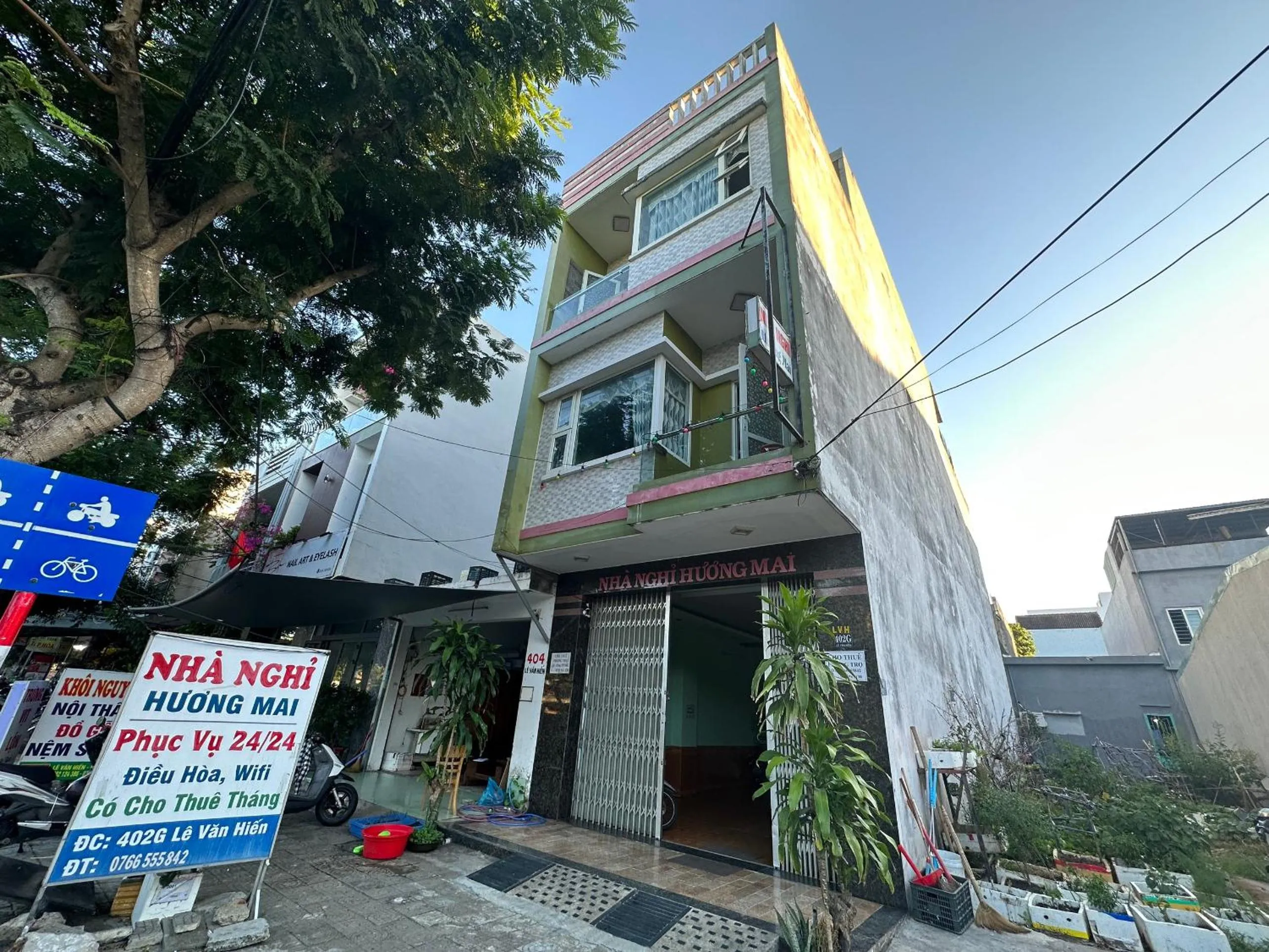 Facade/entrance in SPOT ON 1186 Nha Nghi Huong Mai