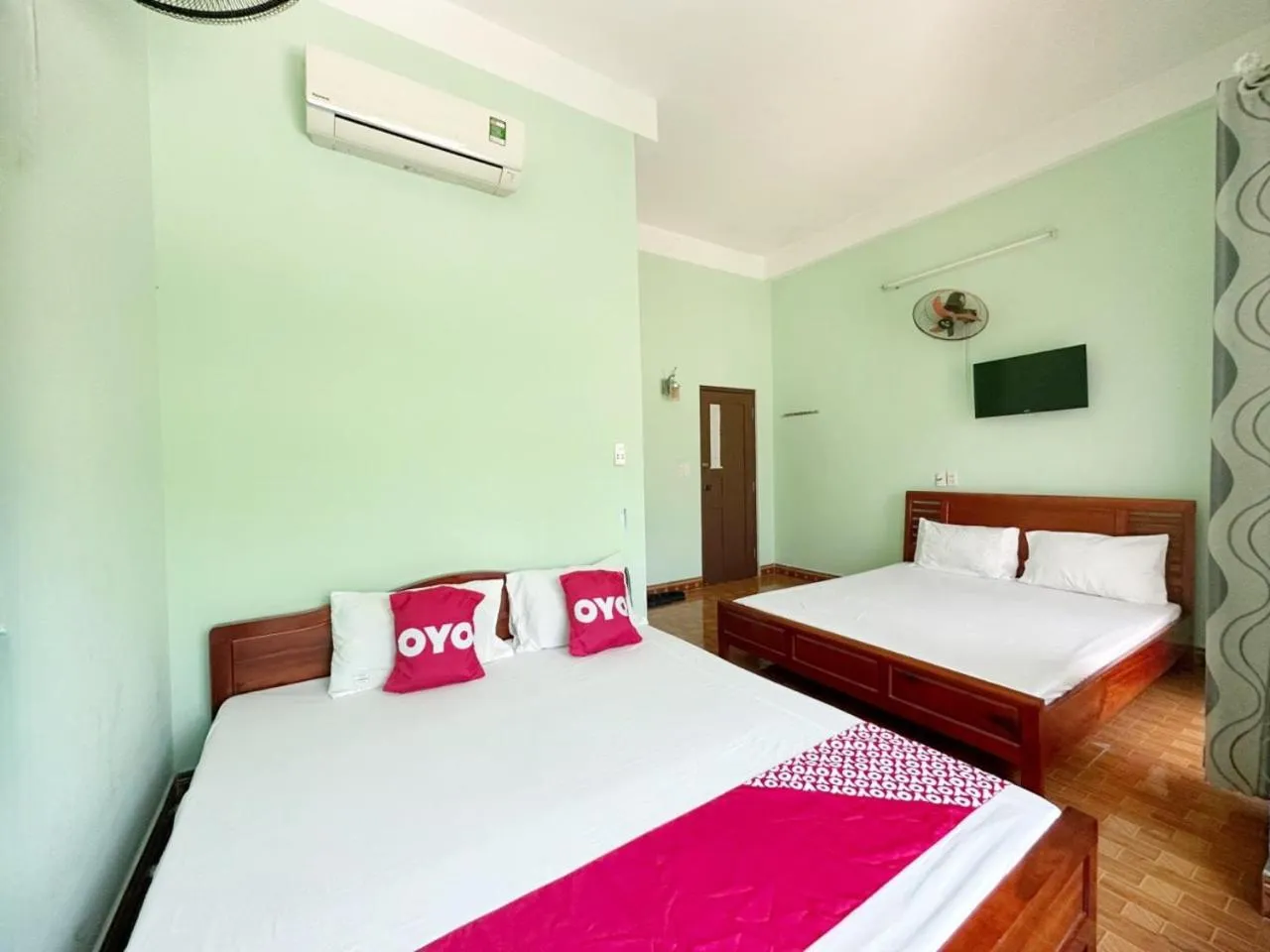 Bedroom, Bed in SPOT ON 1186 Nha Nghi Huong Mai