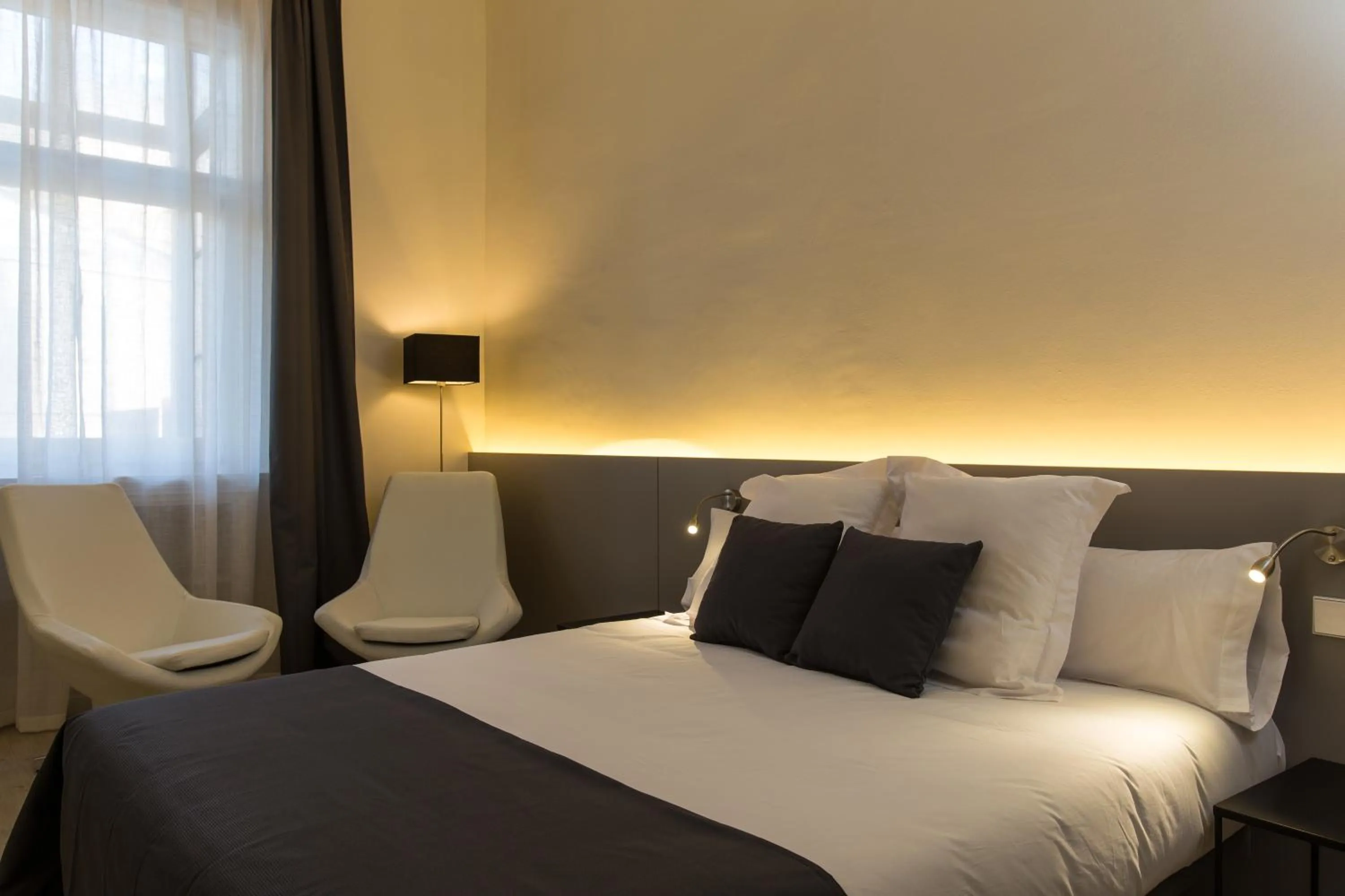 Bed in Izaila Plaza Catalunya