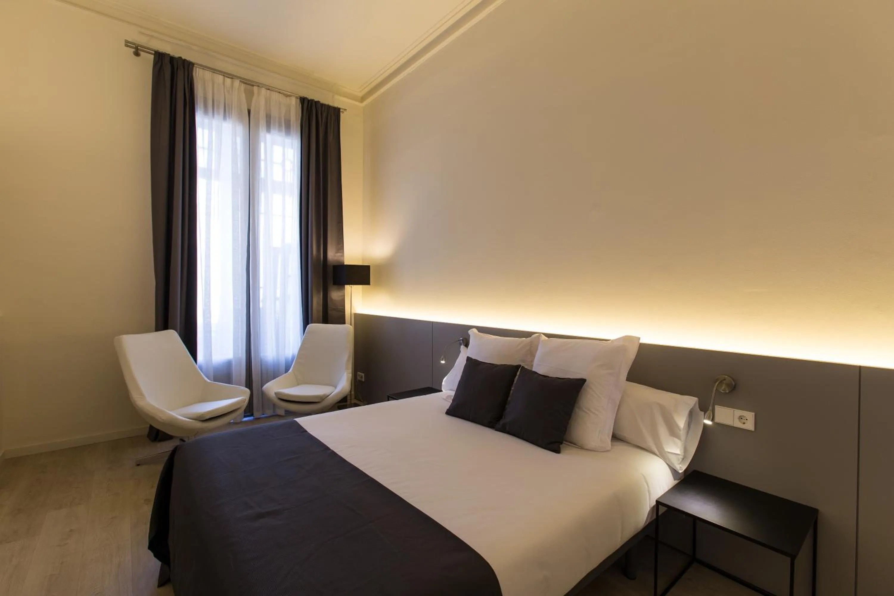 Bed in Izaila Plaza Catalunya