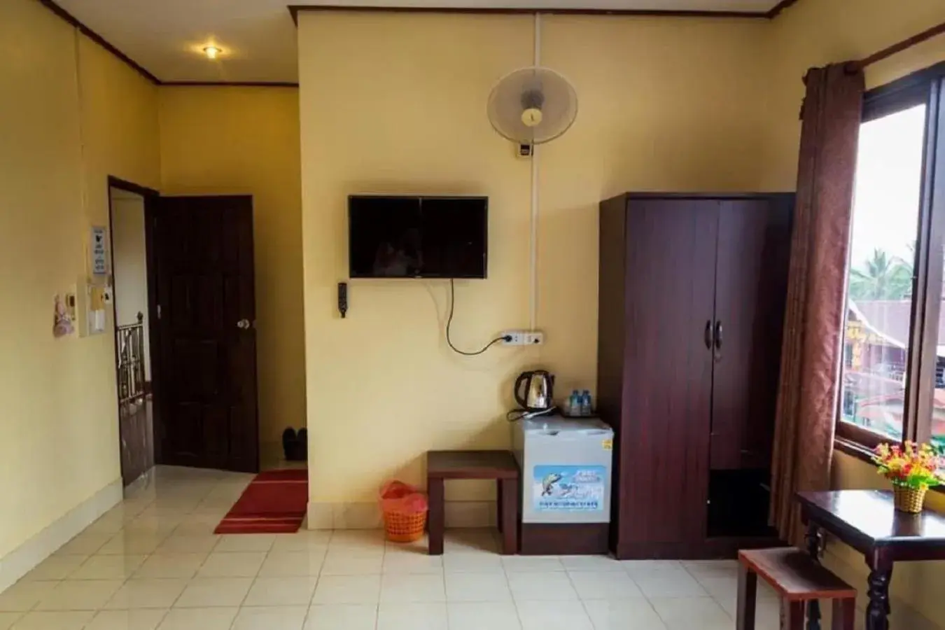 Twin Room in DokPhut Guesthouse Twin Room in DokPhut Guesthouse