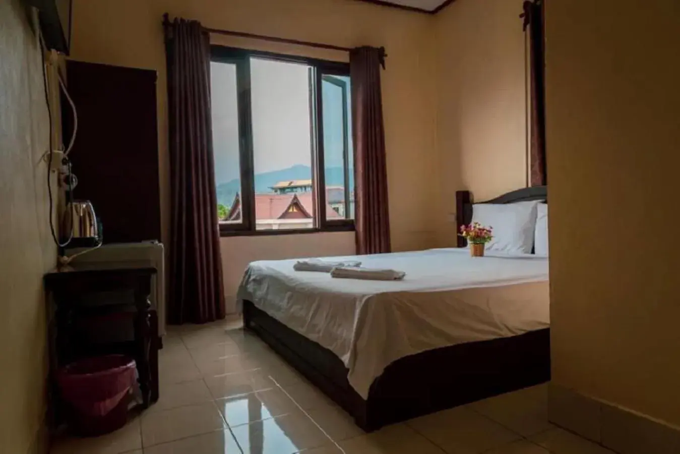 Double Room with Mountain View in DokPhut Guesthouse Double Room with Mountain View in DokPhut Guesthouse