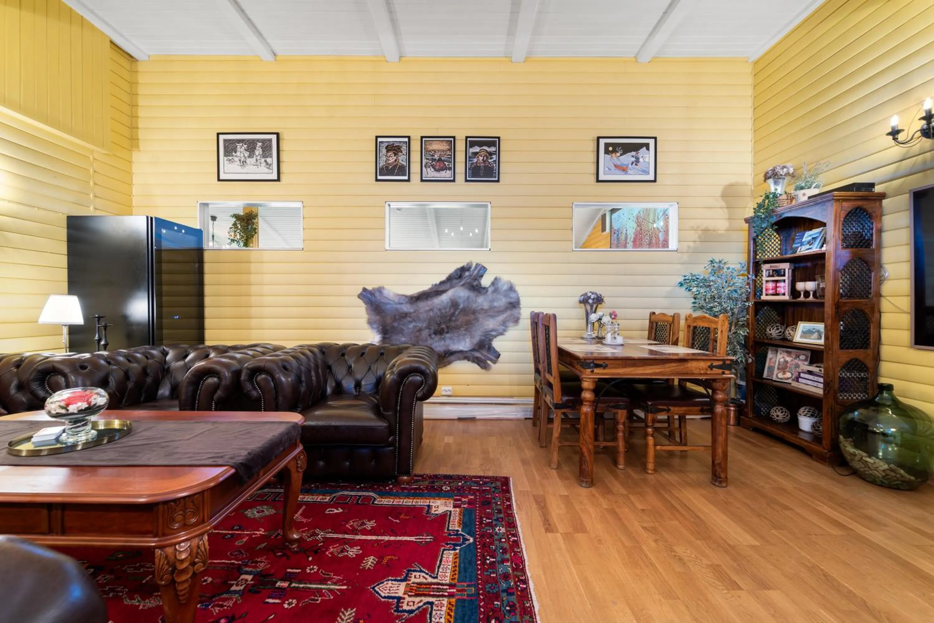 Lyngseidet Gjestegård AS