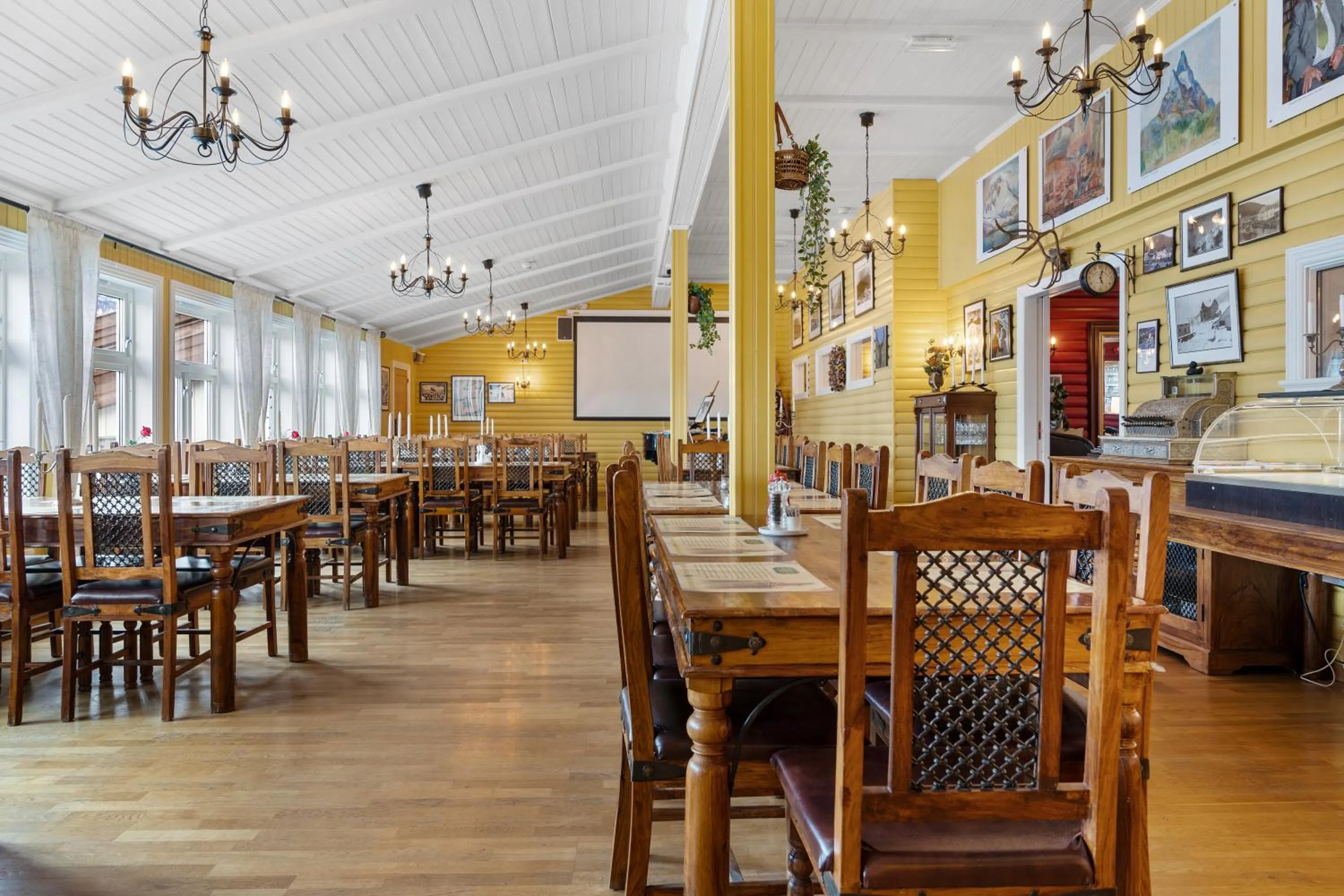 Lyngseidet Gjestegård AS