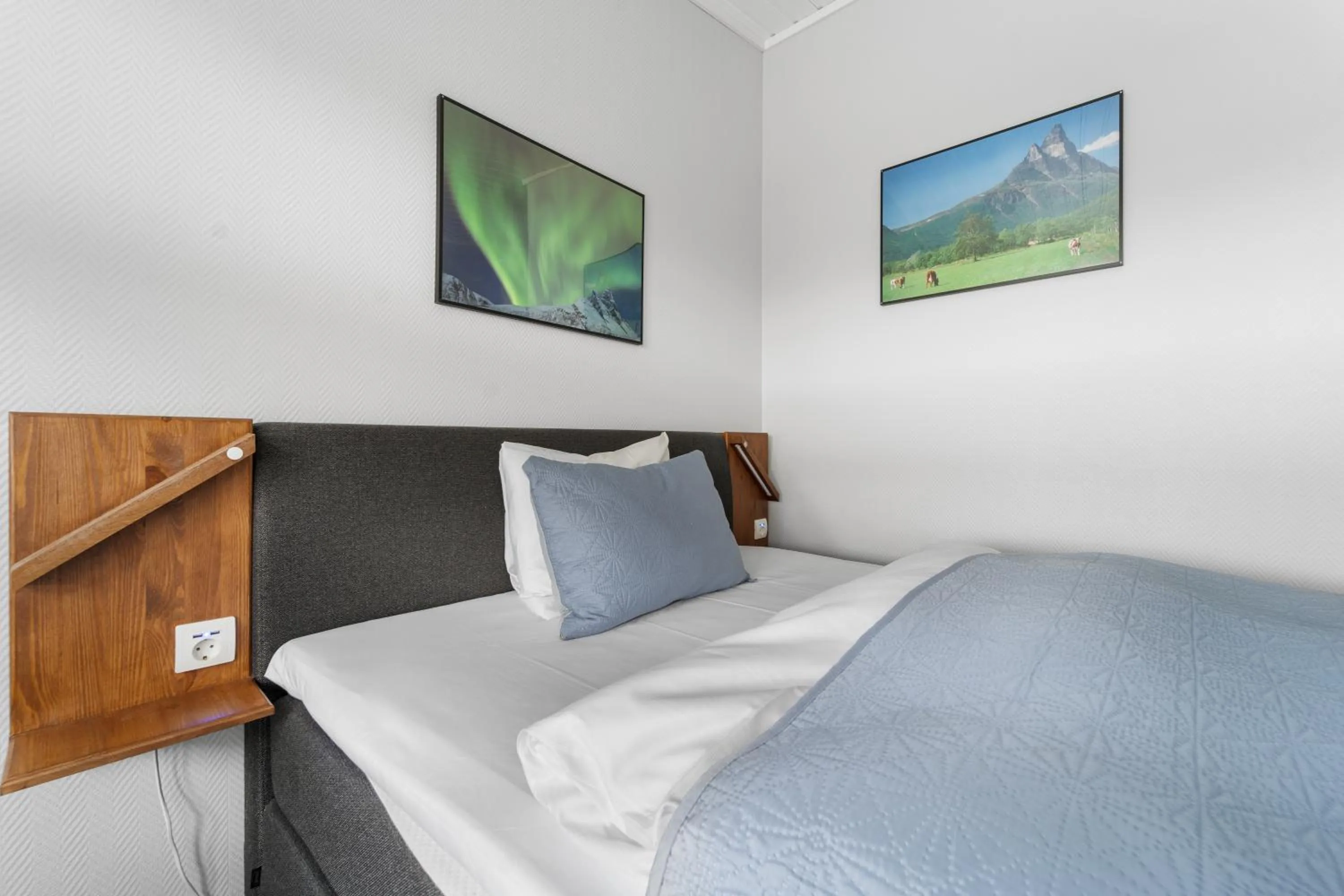 Bed in Lyngseidet Gjestegård AS