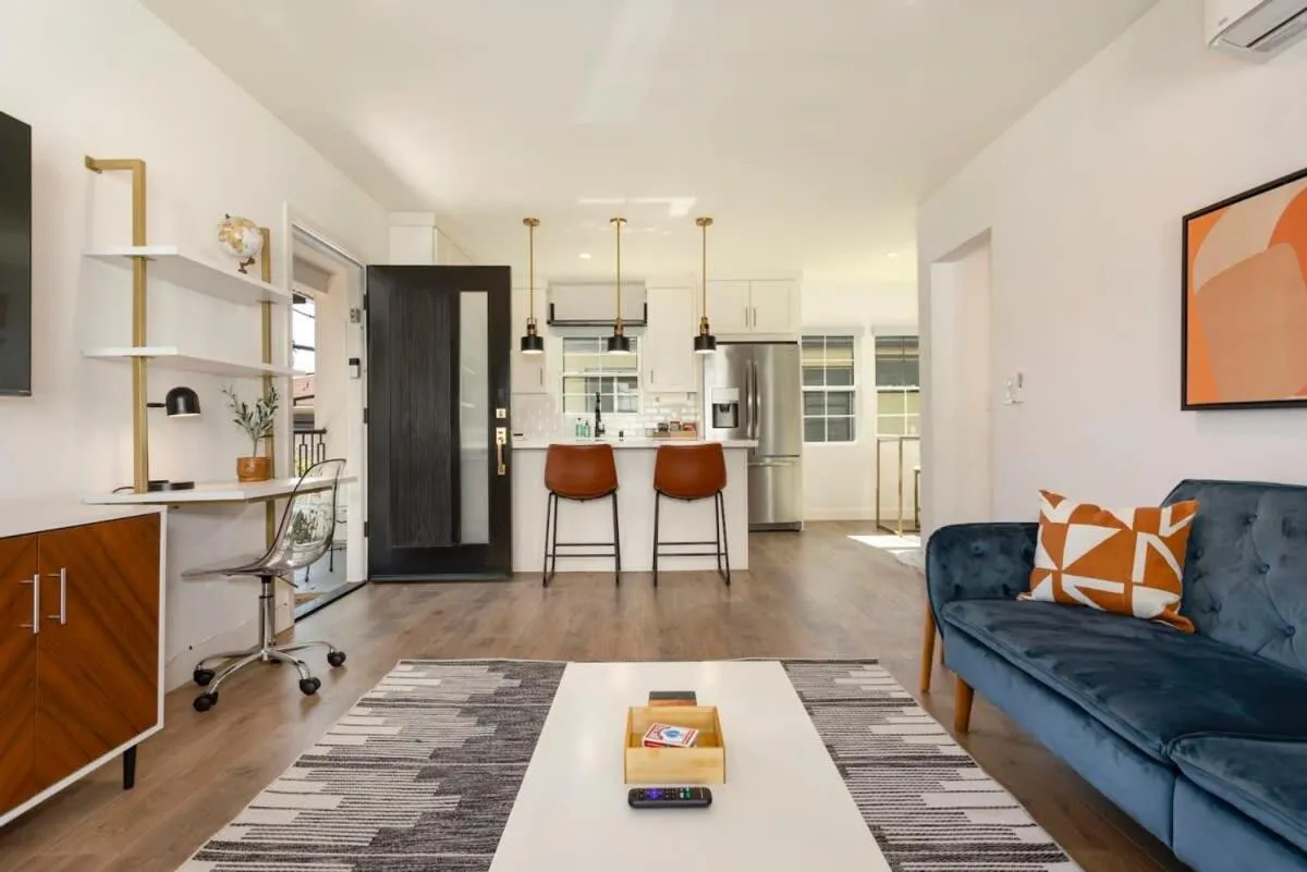 Downtown Culver City New Designer Lux 1 Bedroom