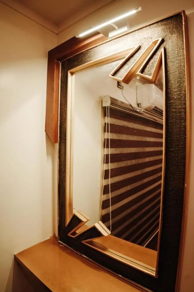 Decorative detail in Venice Premium Houseboats Alleppey