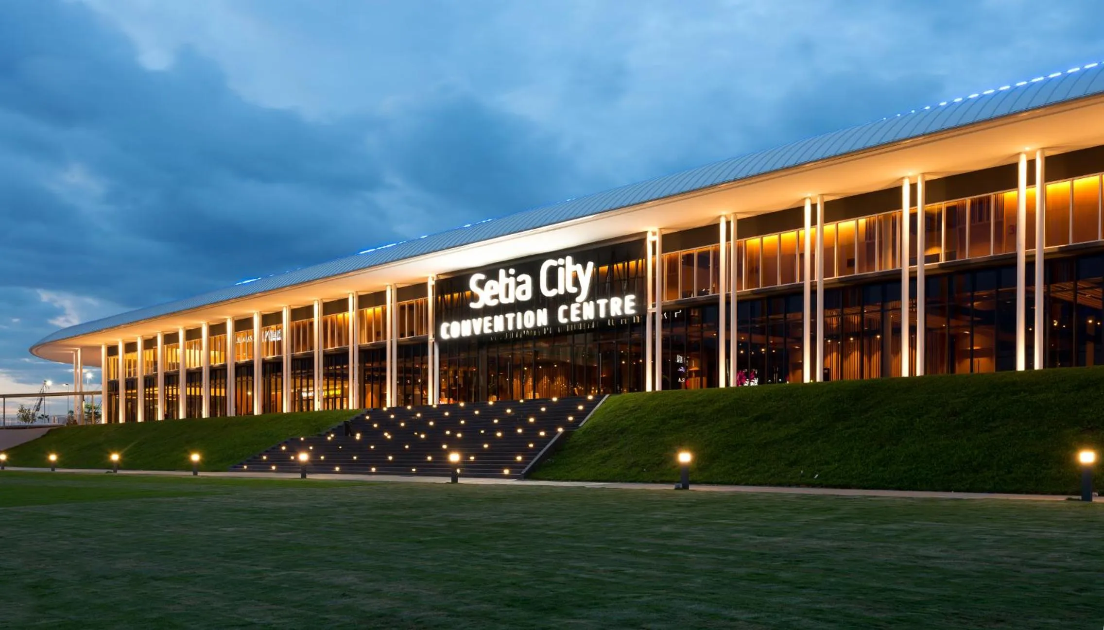 Trefoil Setia Alam by GO-MAIN - Next to Mall & SCCC