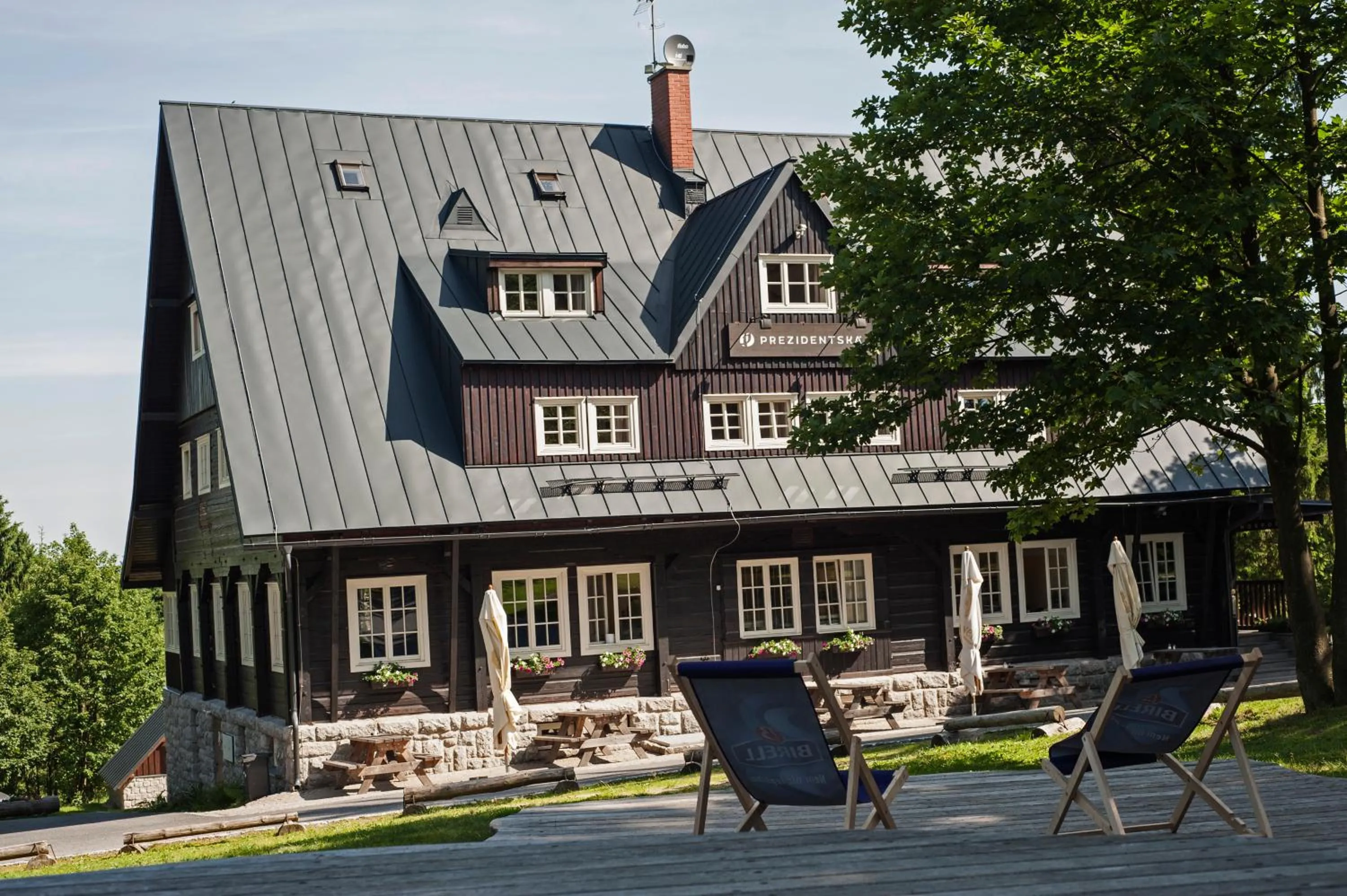 Neighbourhood in Prezidentská