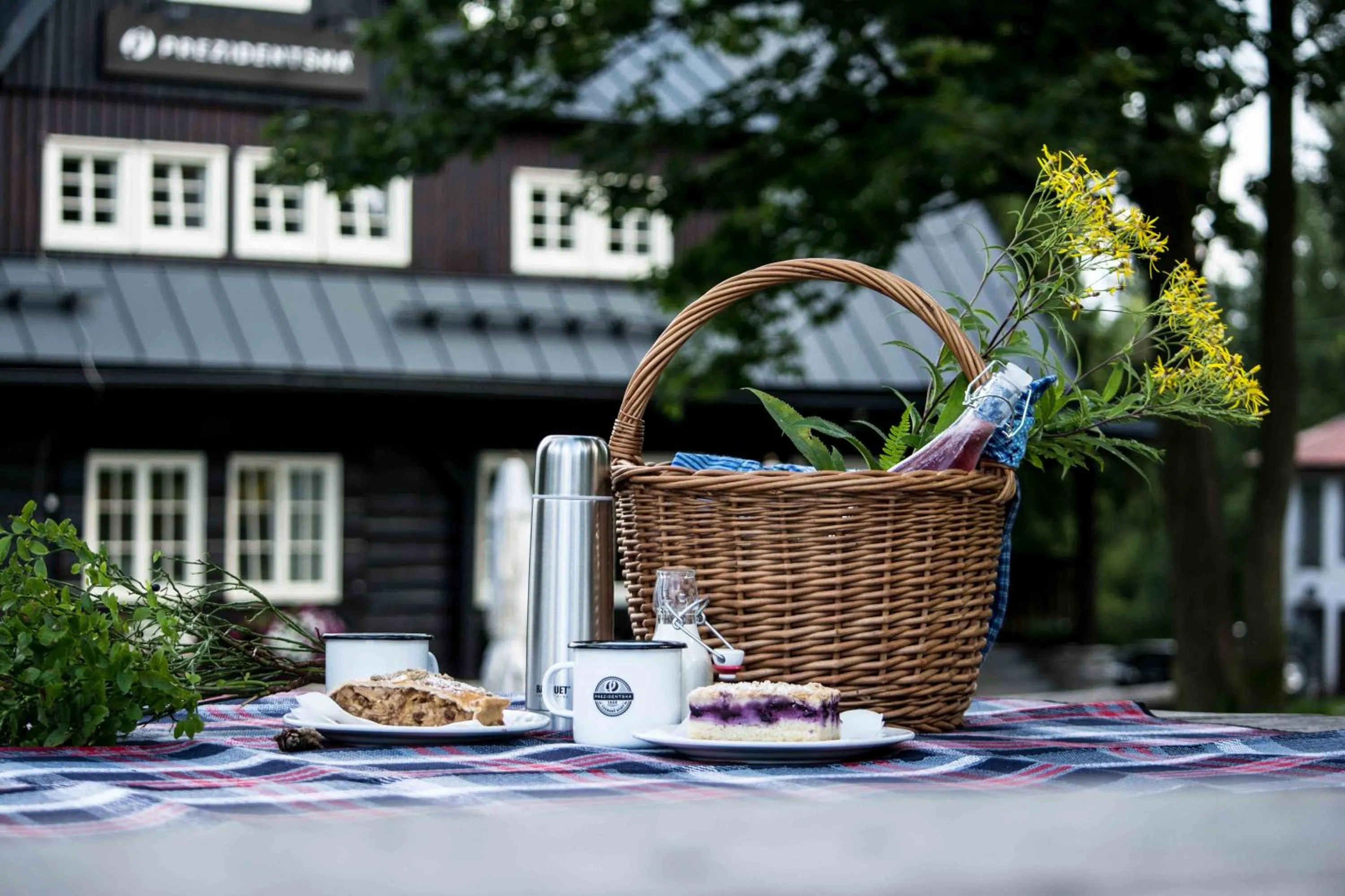 Facade/entrance in Prezidentská