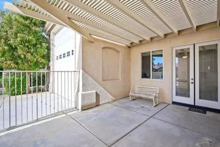 Luxurious Getaway Near Coachella Stagecoach Pool Putting Green Parking Firepit Sleeps 11