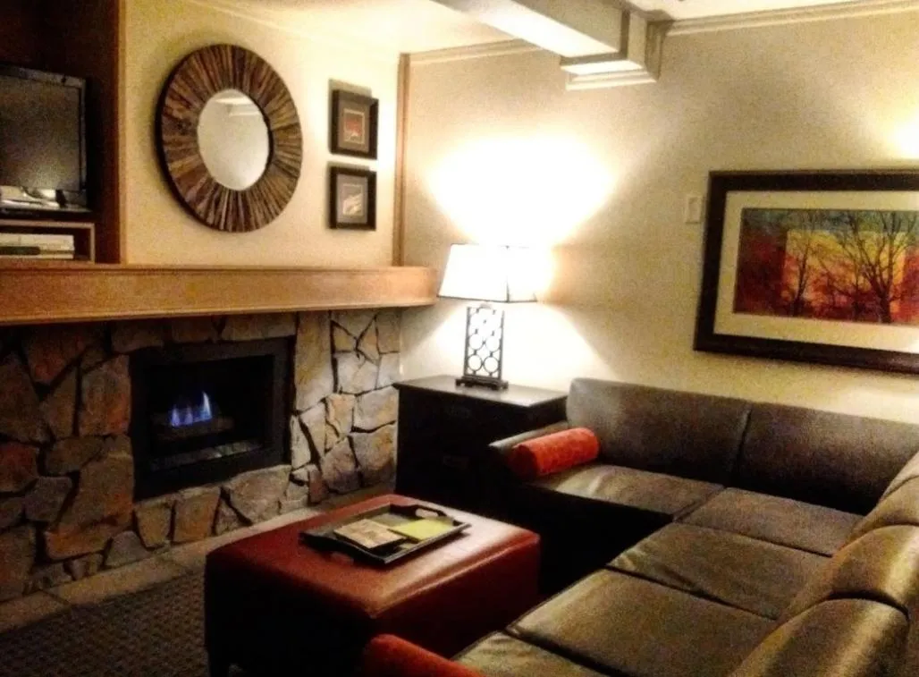 Living room in GetAways at the Lodge at Kingsbury Crossing