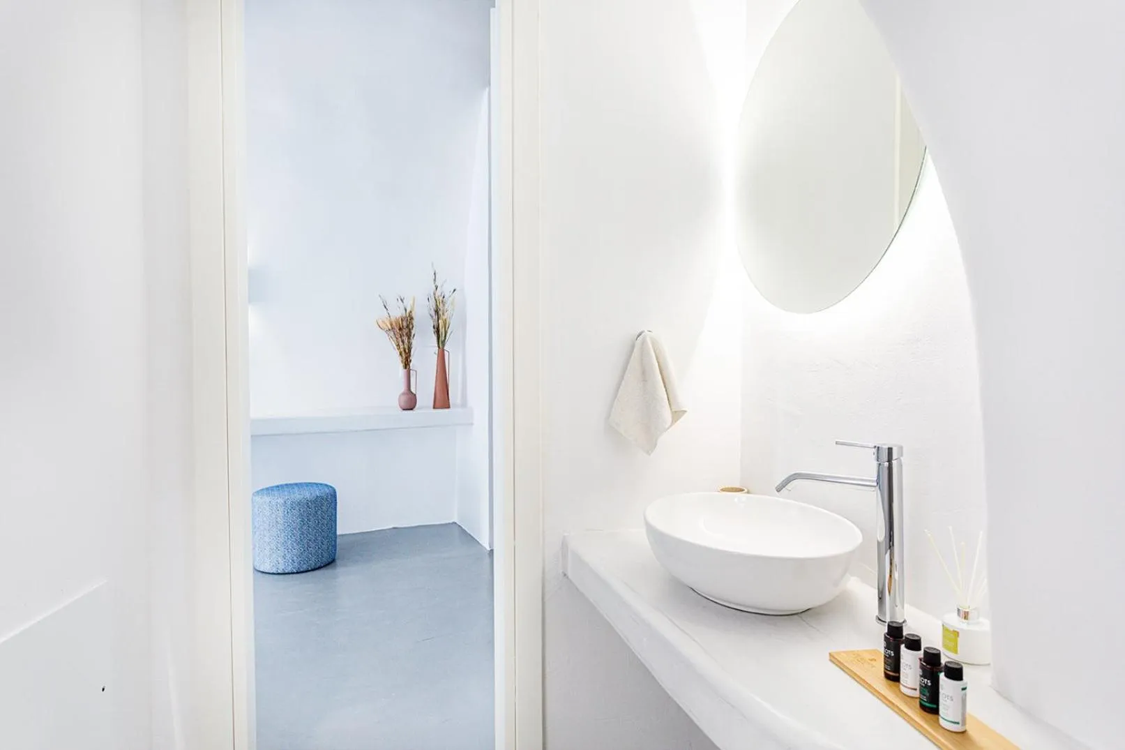 Bathroom in Rafael' s Mediteranian Cave Suites