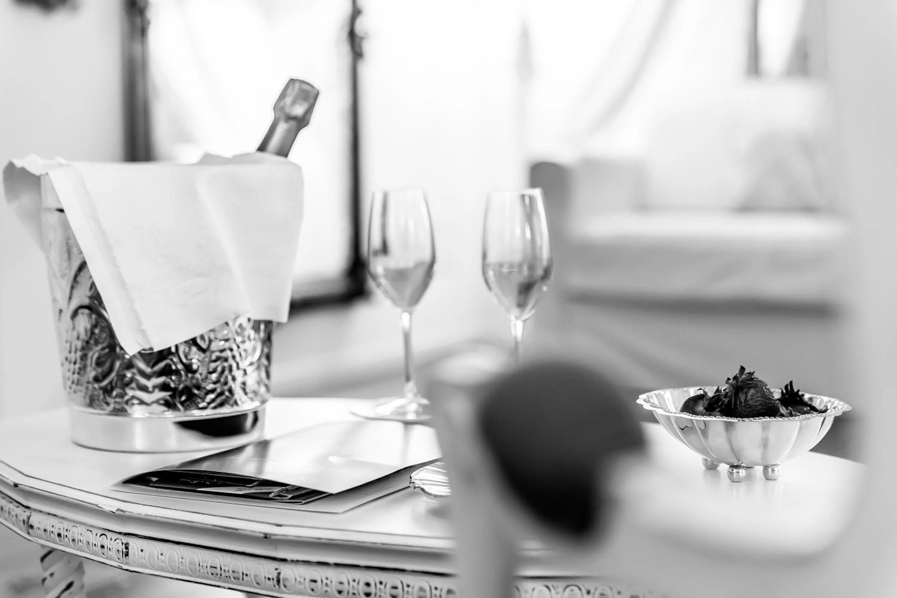 Food and drinks in Maison Resola - Rooms & Breakfast