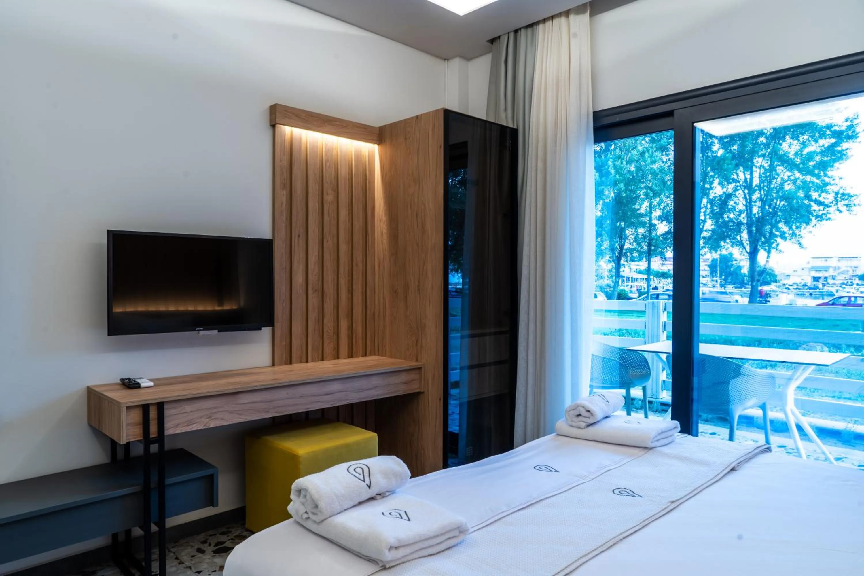 Photo of the whole room, Bed in NERO SEASCAPE SUITES