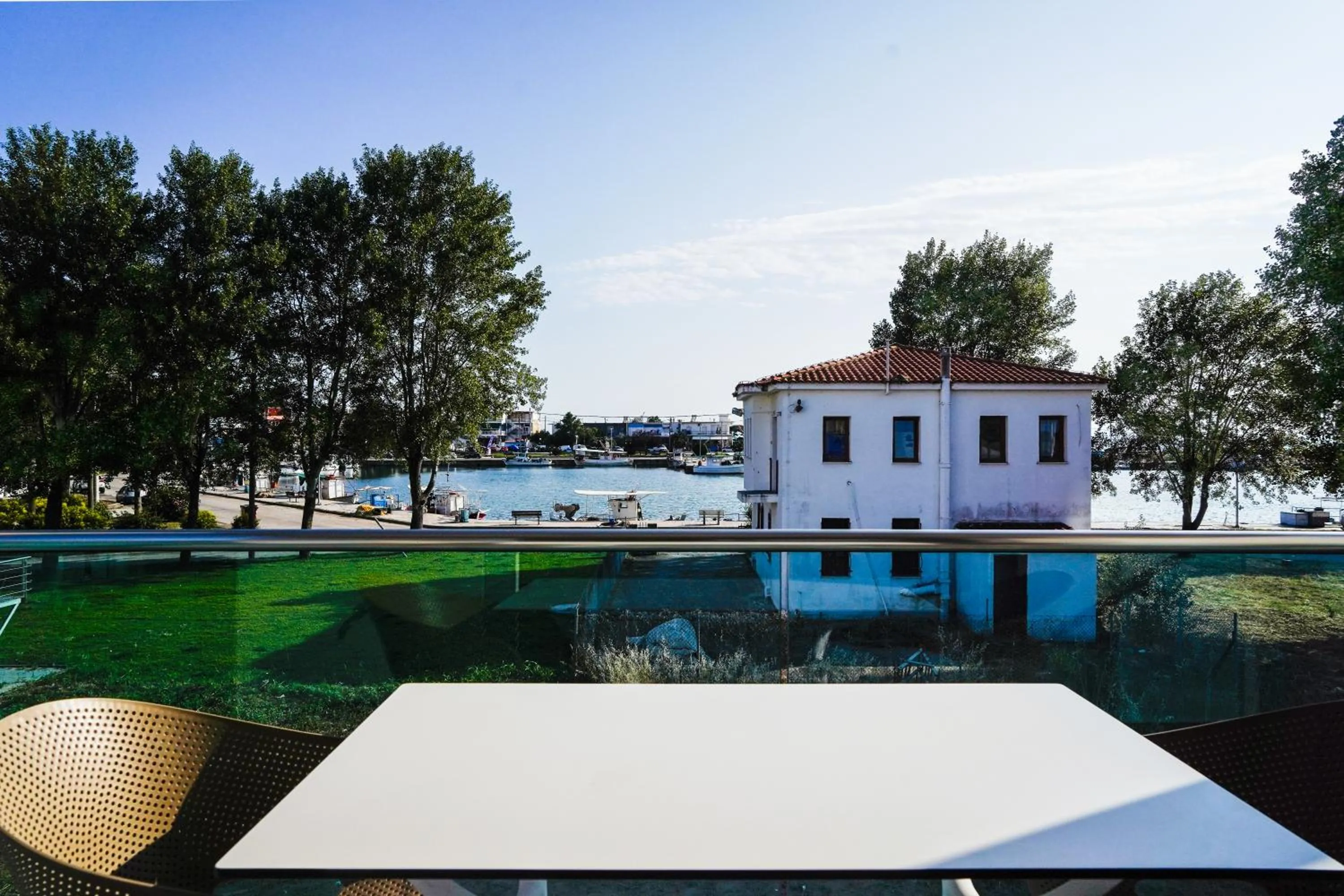 NERO SEASCAPE SUITES