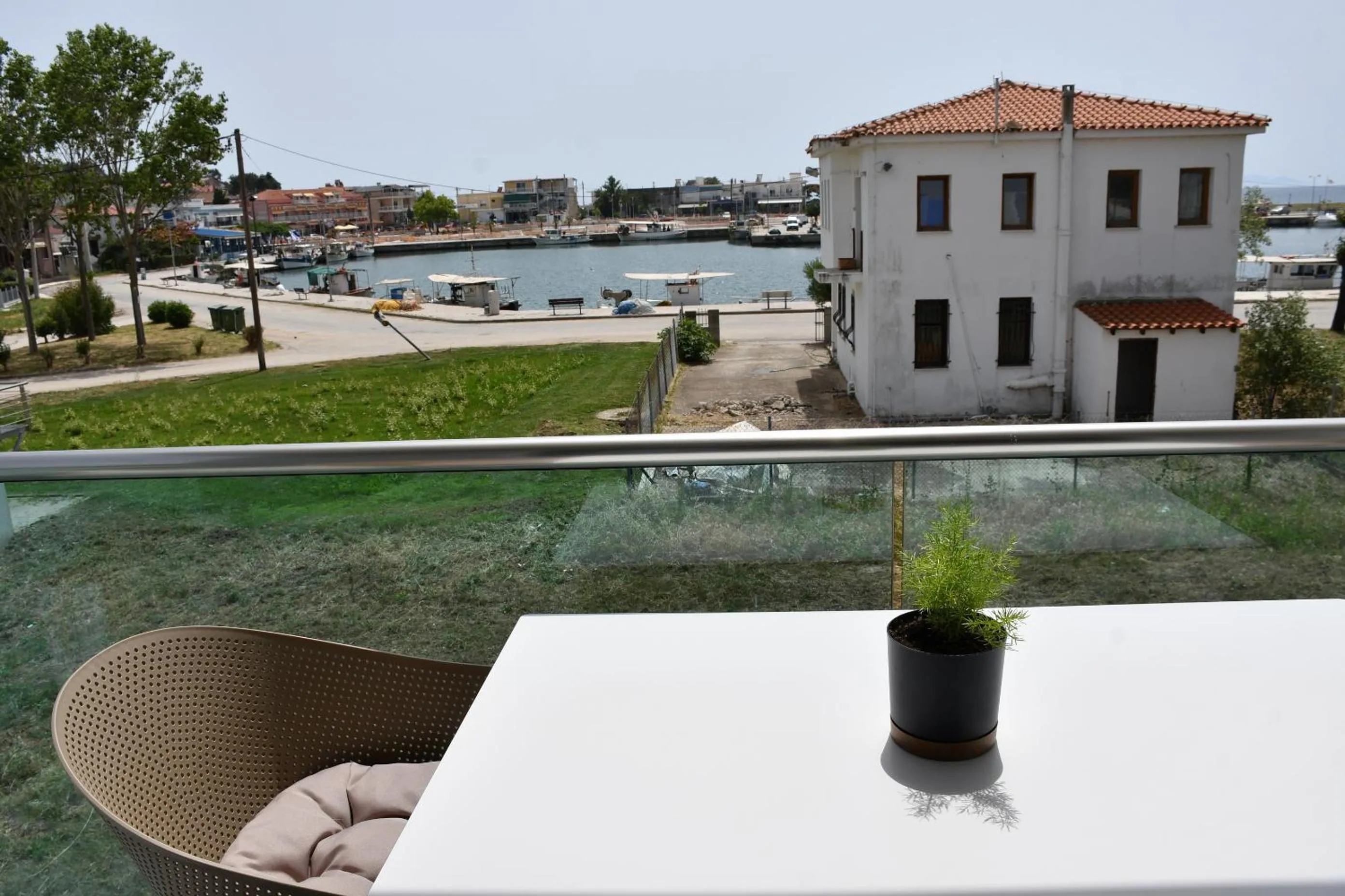 NERO SEASCAPE SUITES