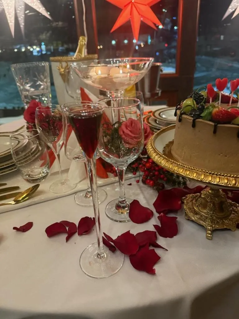 Restaurant/places to eat in Rezydencja Biały Jar