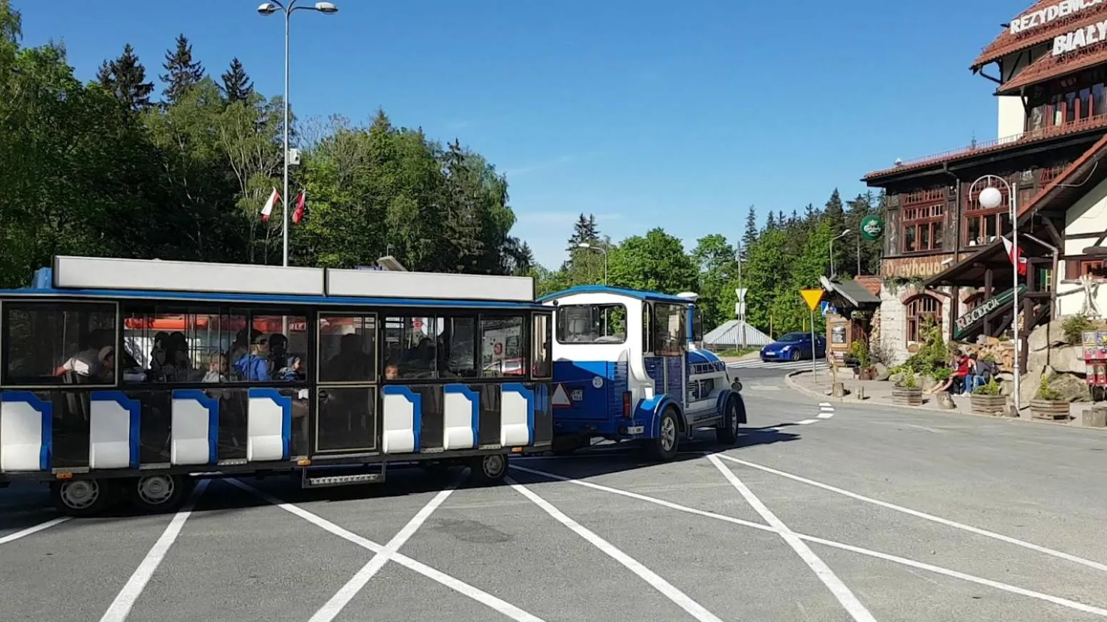 Nearby landmark in Rezydencja Biały Jar