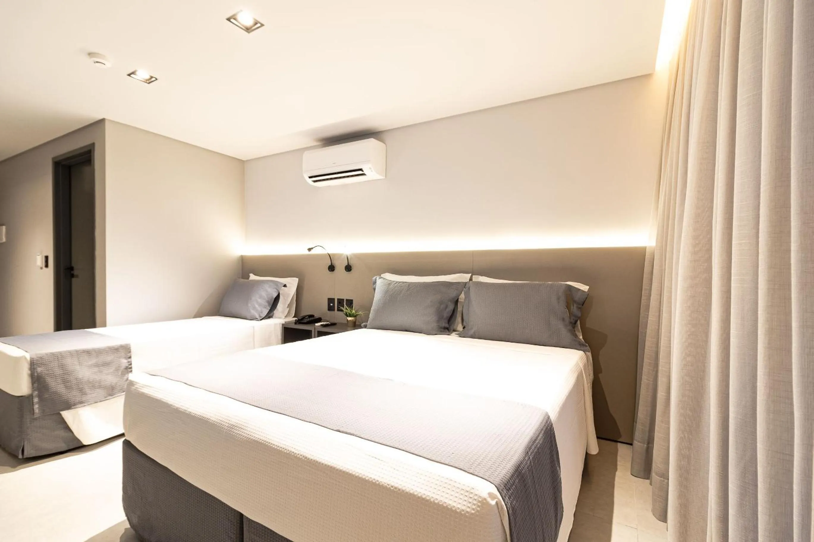 Bedroom, Bed in Place2You Hotel by Welkom