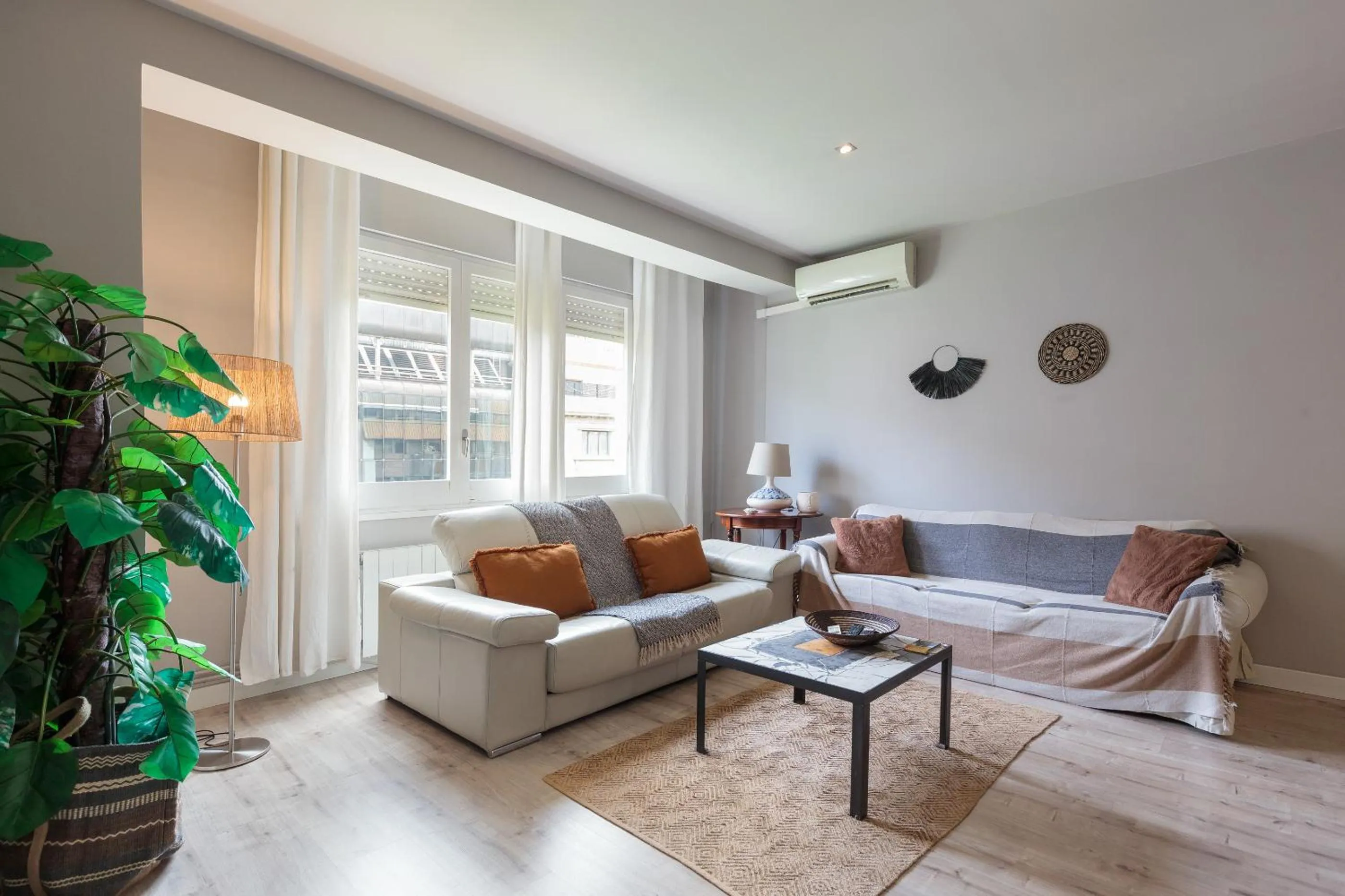 Living room in LetsGo Diagonal Avenue Apartment