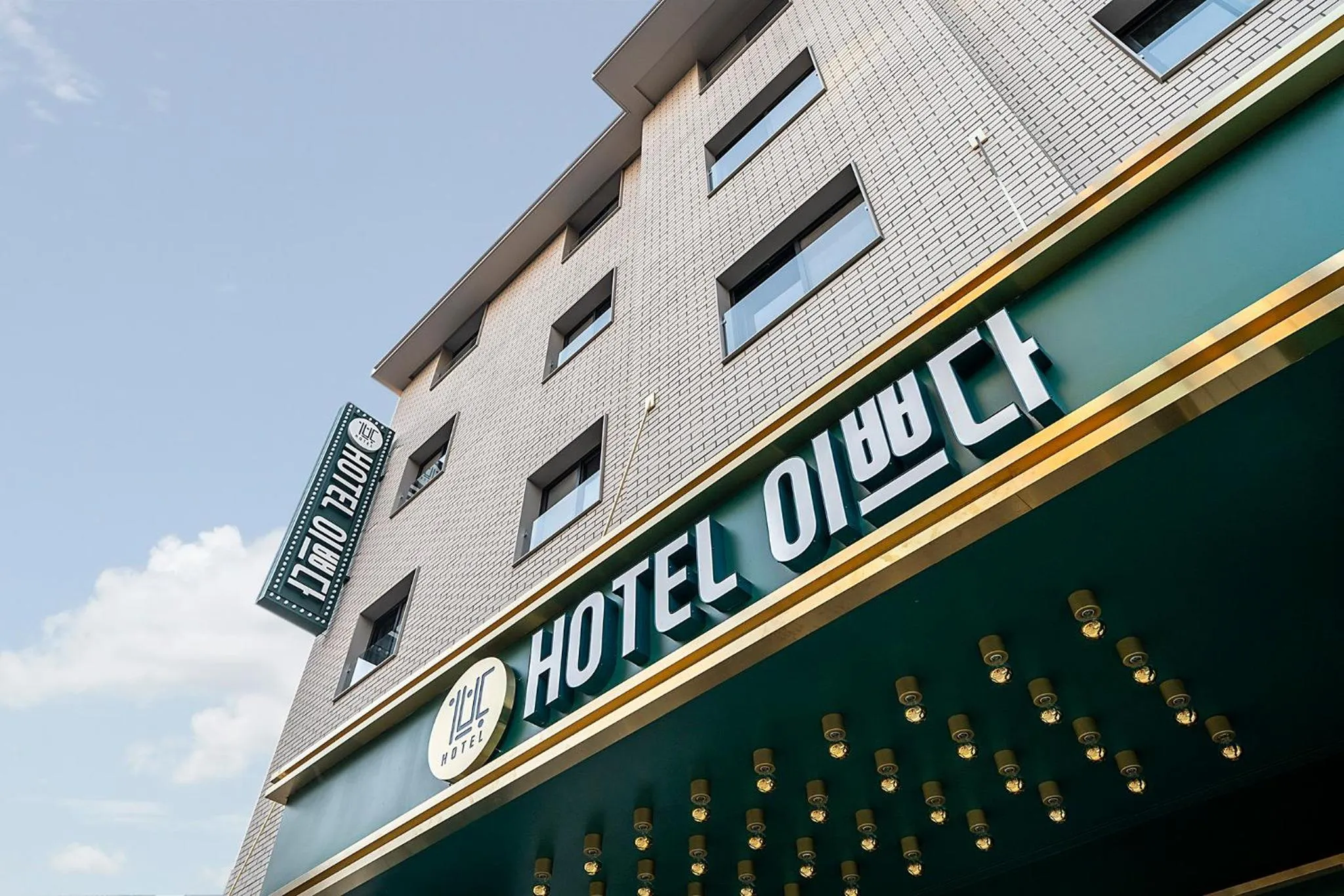 Property building in Wonju Hotel Ippda