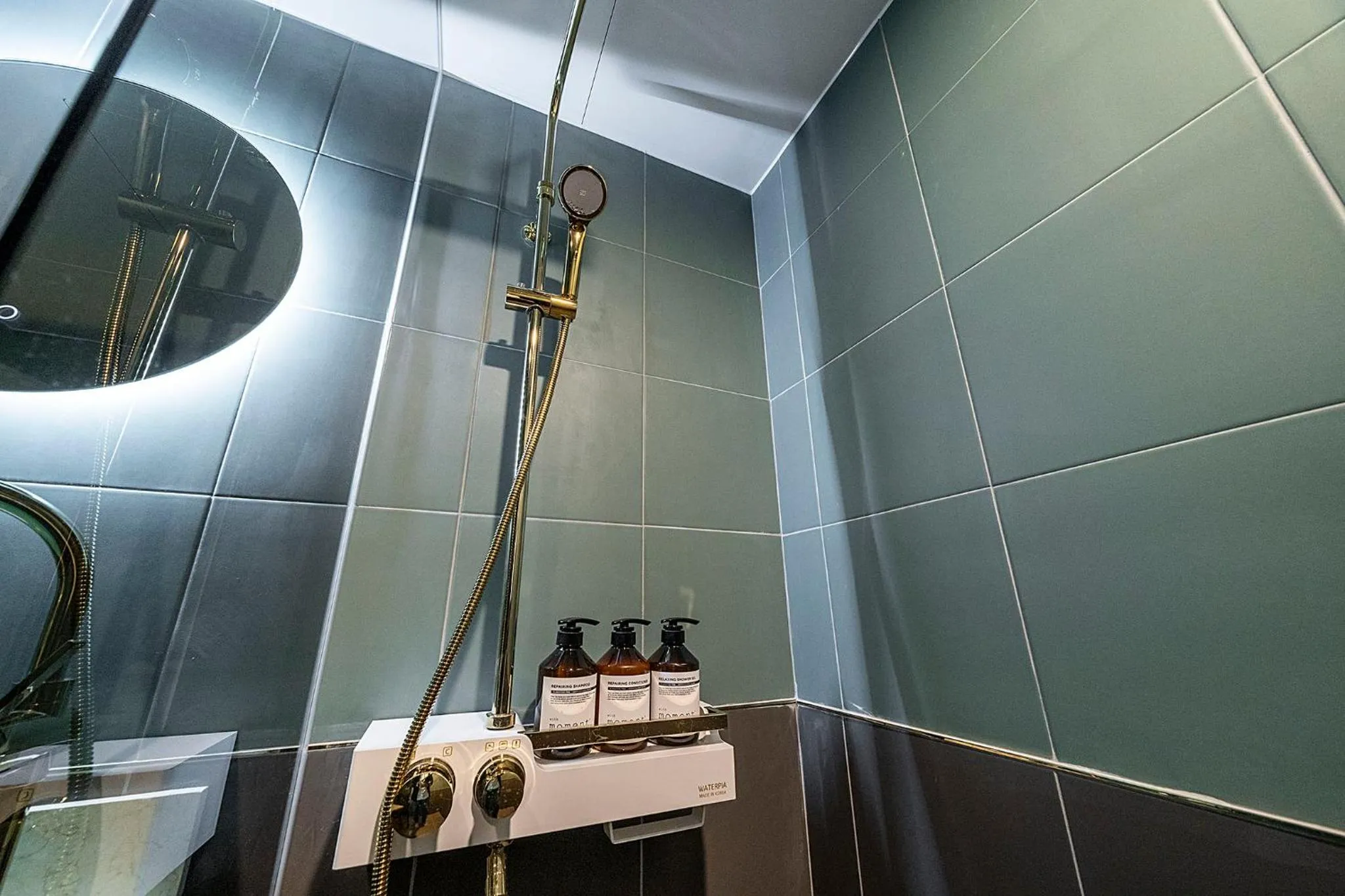 Shower in Wonju Hotel Ippda