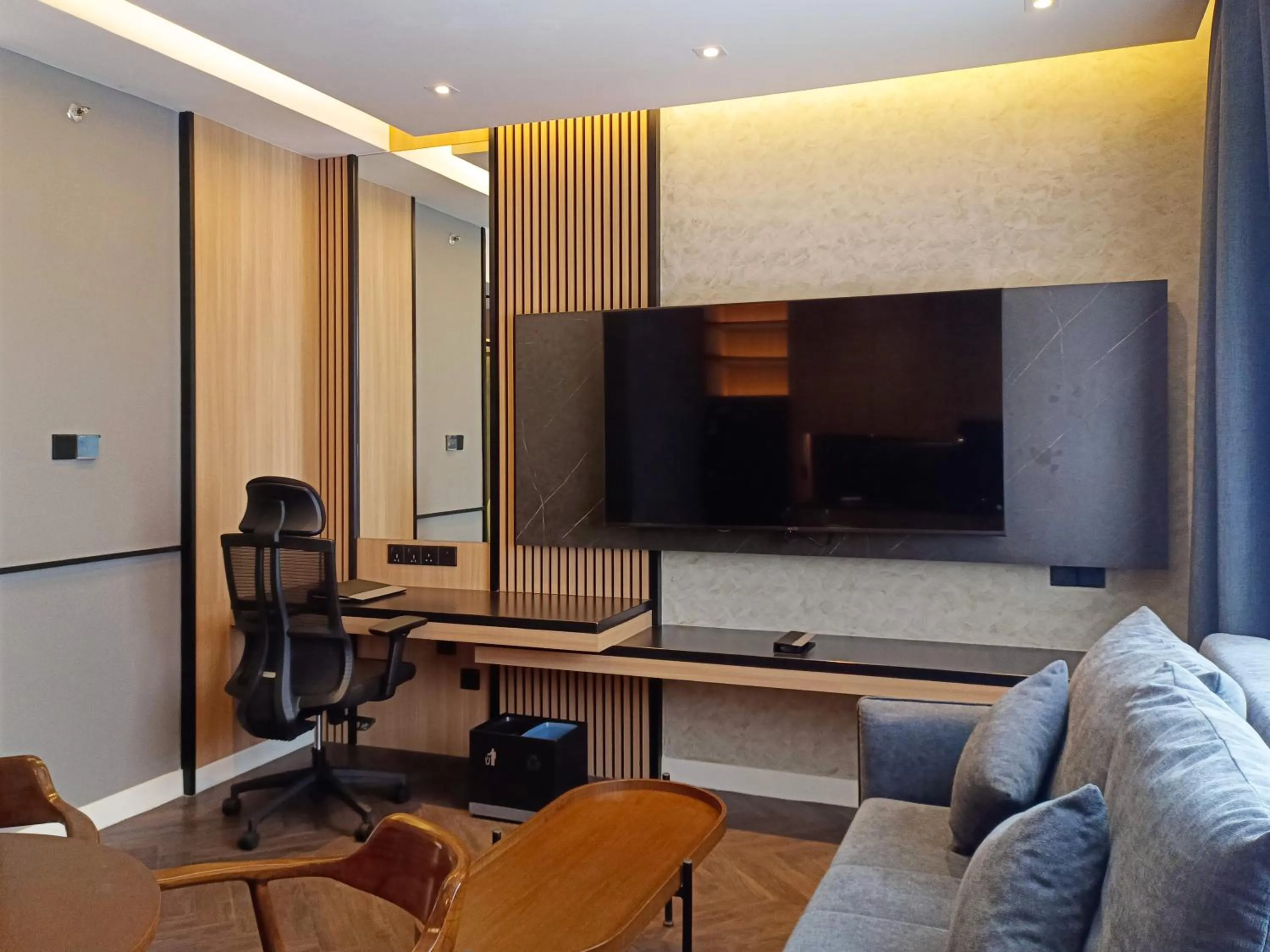 TV and multimedia in Hotel Royal Signature