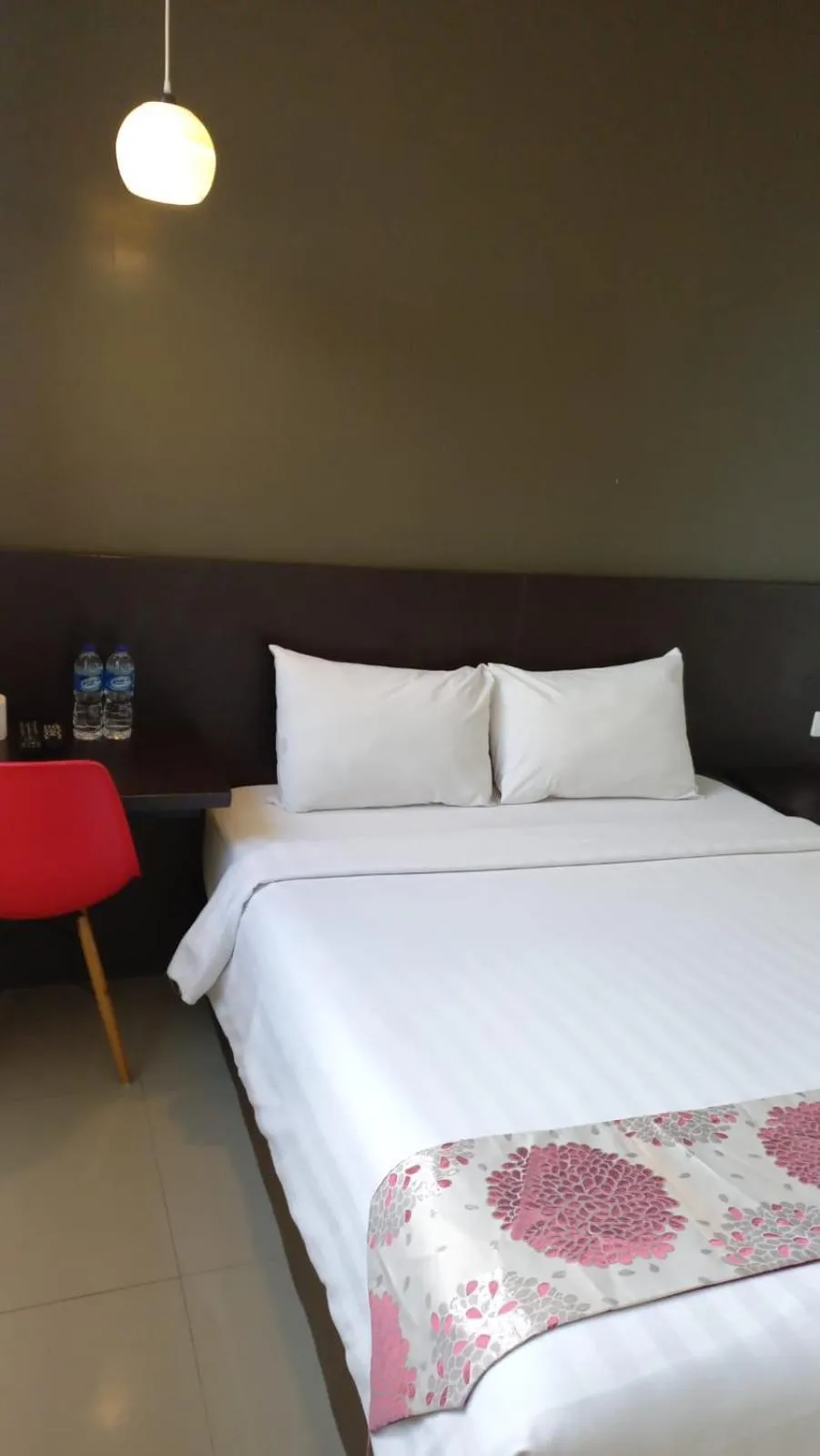Bed in Cendana CoLiving Solo Baru