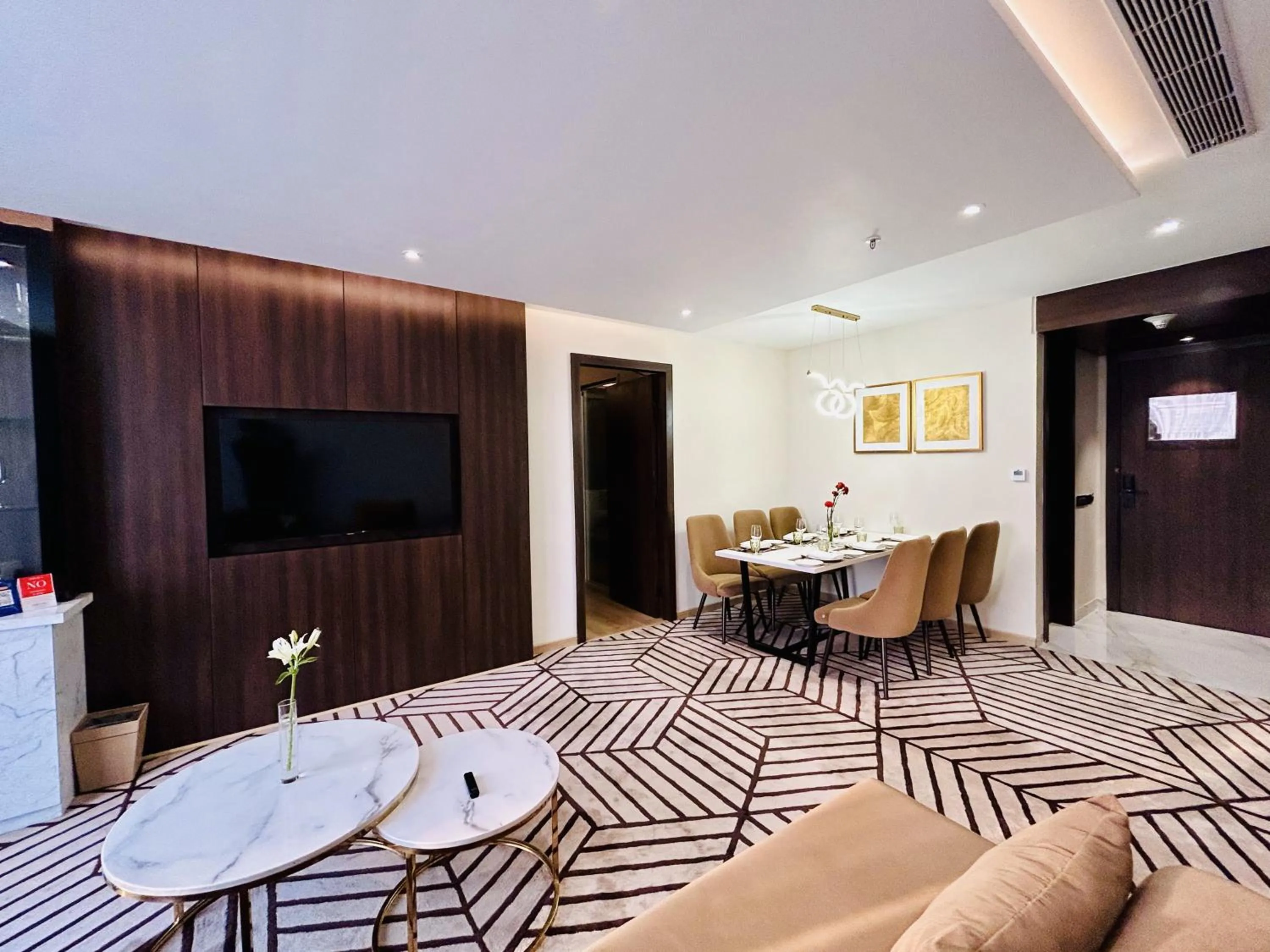 Communal lounge/ TV room in Fortune Ranjit Vihar, Amritsar - Member ITC Hotels' Group