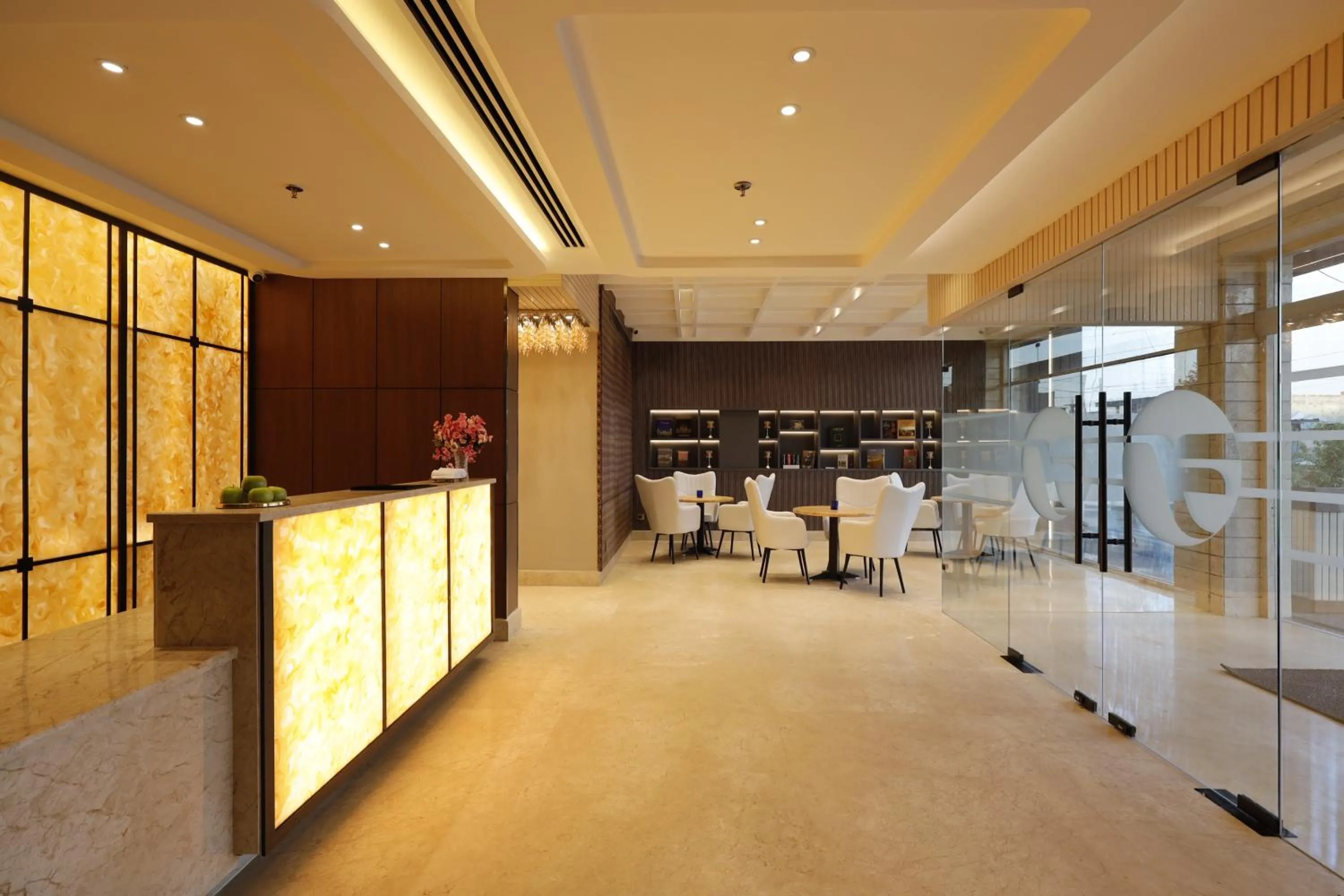 Lobby or reception in Fortune Ranjit Vihar, Amritsar - Member ITC Hotels' Group
