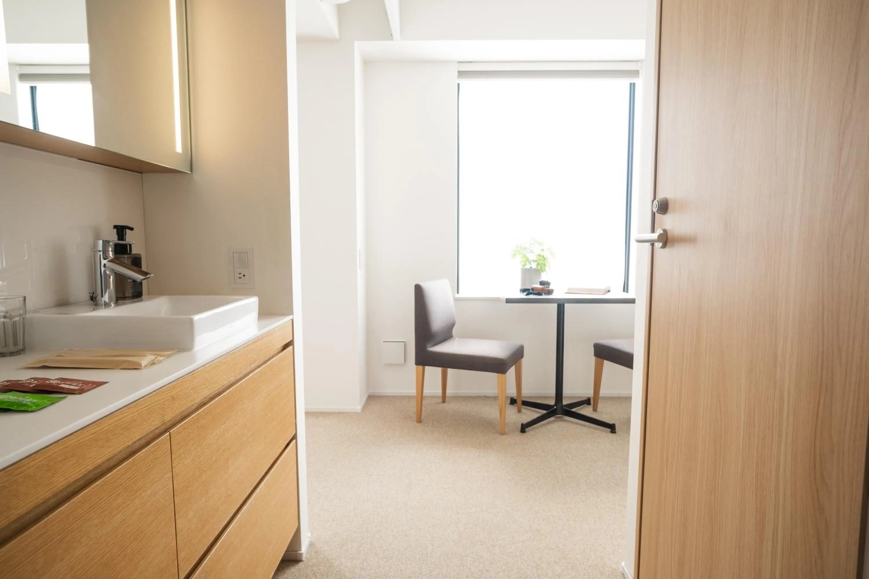 Photo of the whole room in KABIN Minamiza