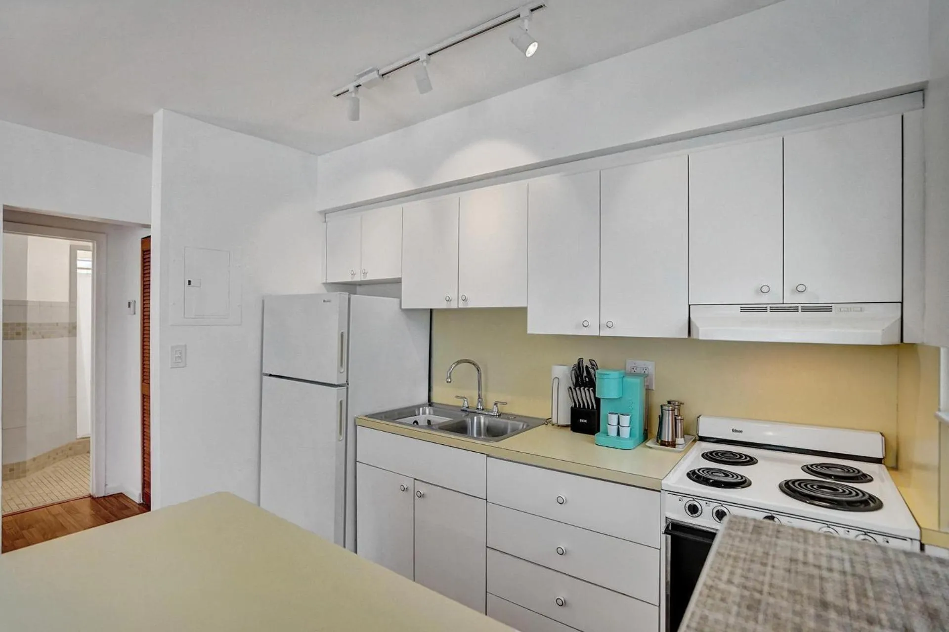 Suite #1 - Marine Villas Hollywood - 1 Bedroom