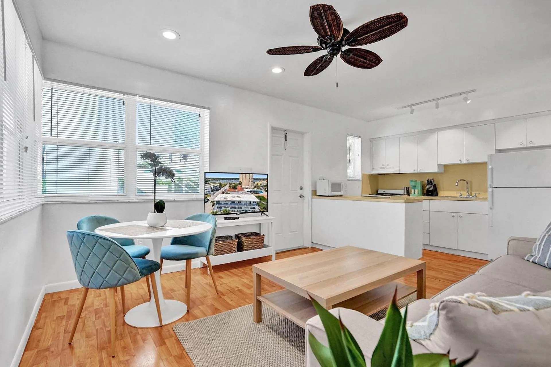 Suite #1 - Marine Villas Hollywood - 1 Bedroom