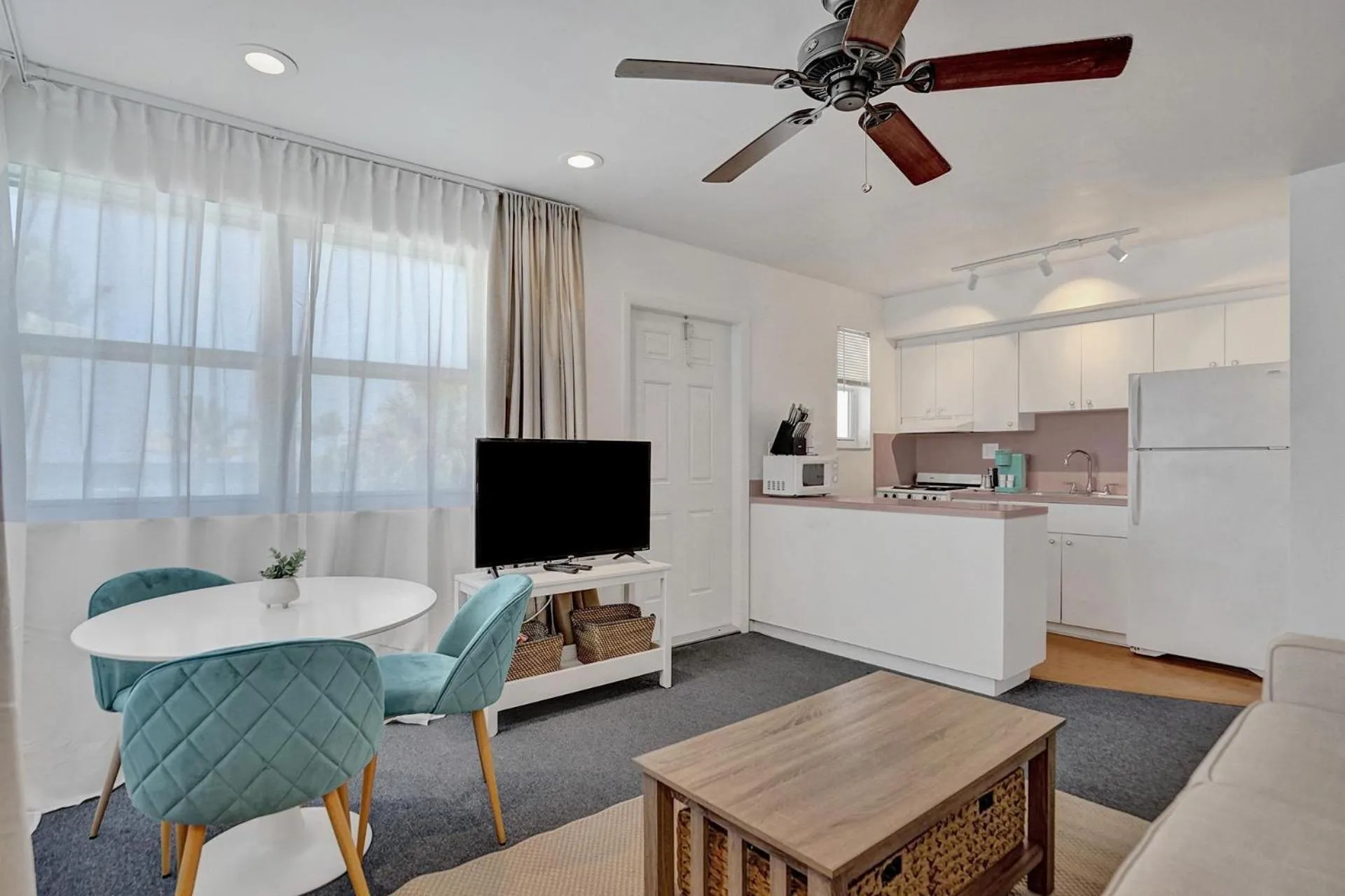 Suite #1 - Marine Villas Hollywood - 1 Bedroom