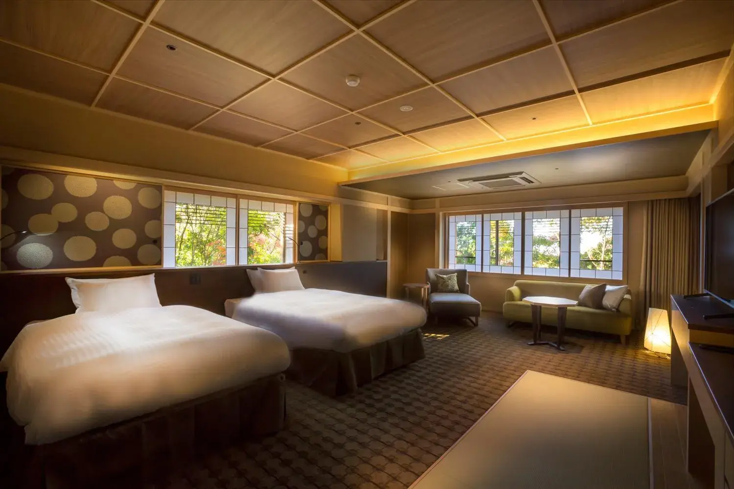 Twin Room TYPE B - Non-Smoking (2nd Floor) in Hotel Yuraku Kyo-yasaka Twin Room TYPE B - Non-Smoking (2nd Floor) in Hotel Yuraku Kyo-yasaka