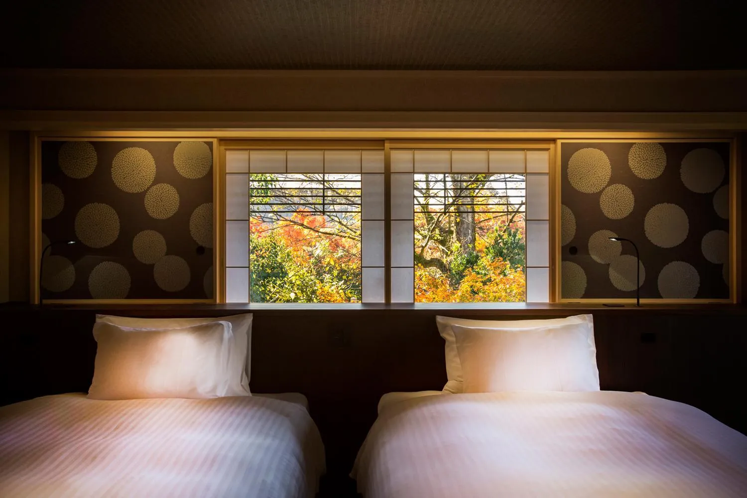 Photo of the whole room, Bed in Hotel Yuraku Kyo-yasaka