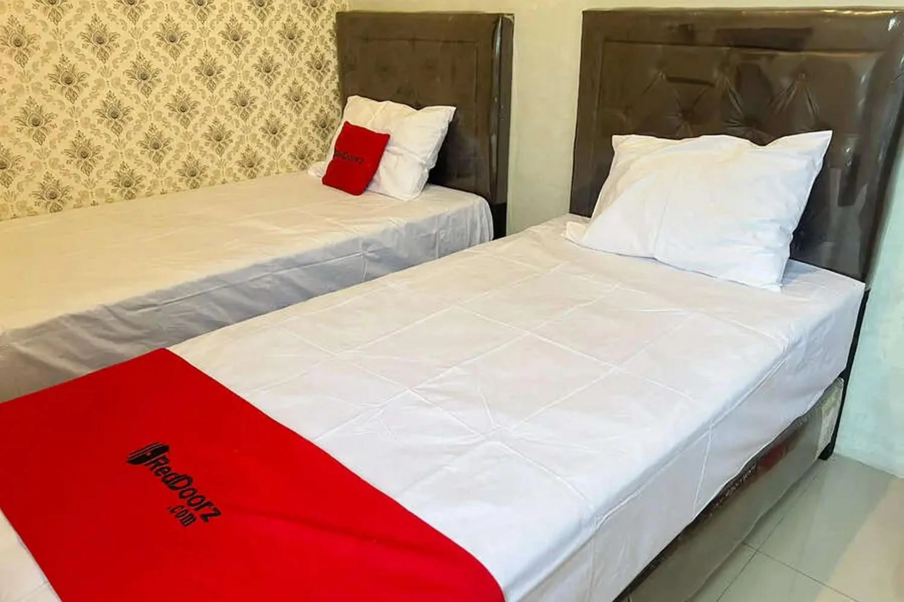 Bed in RedDoorz near Waterpark Citra Garden Medan