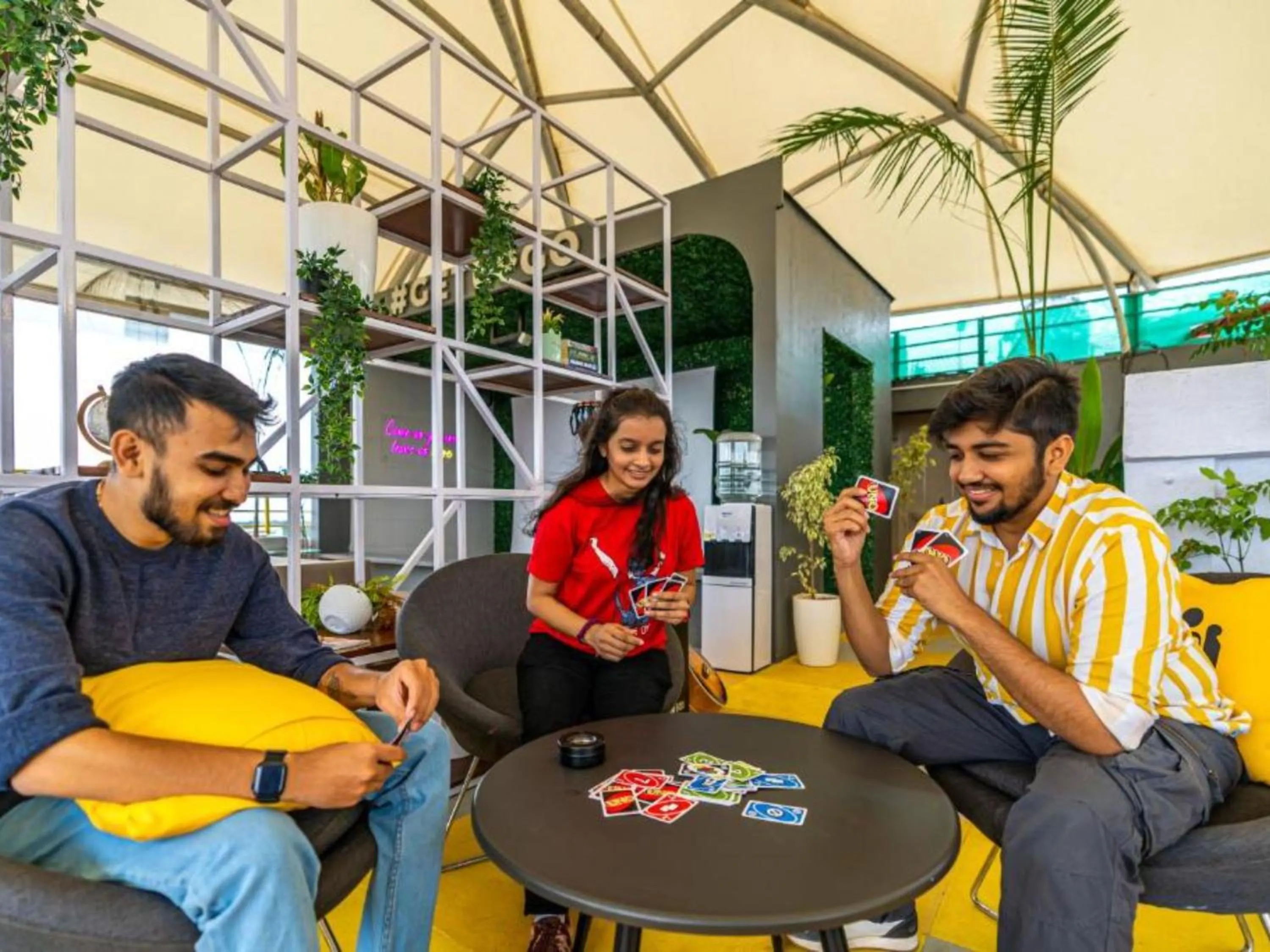 Restaurant/places to eat in The Hosteller Bangalore, Brigade Road