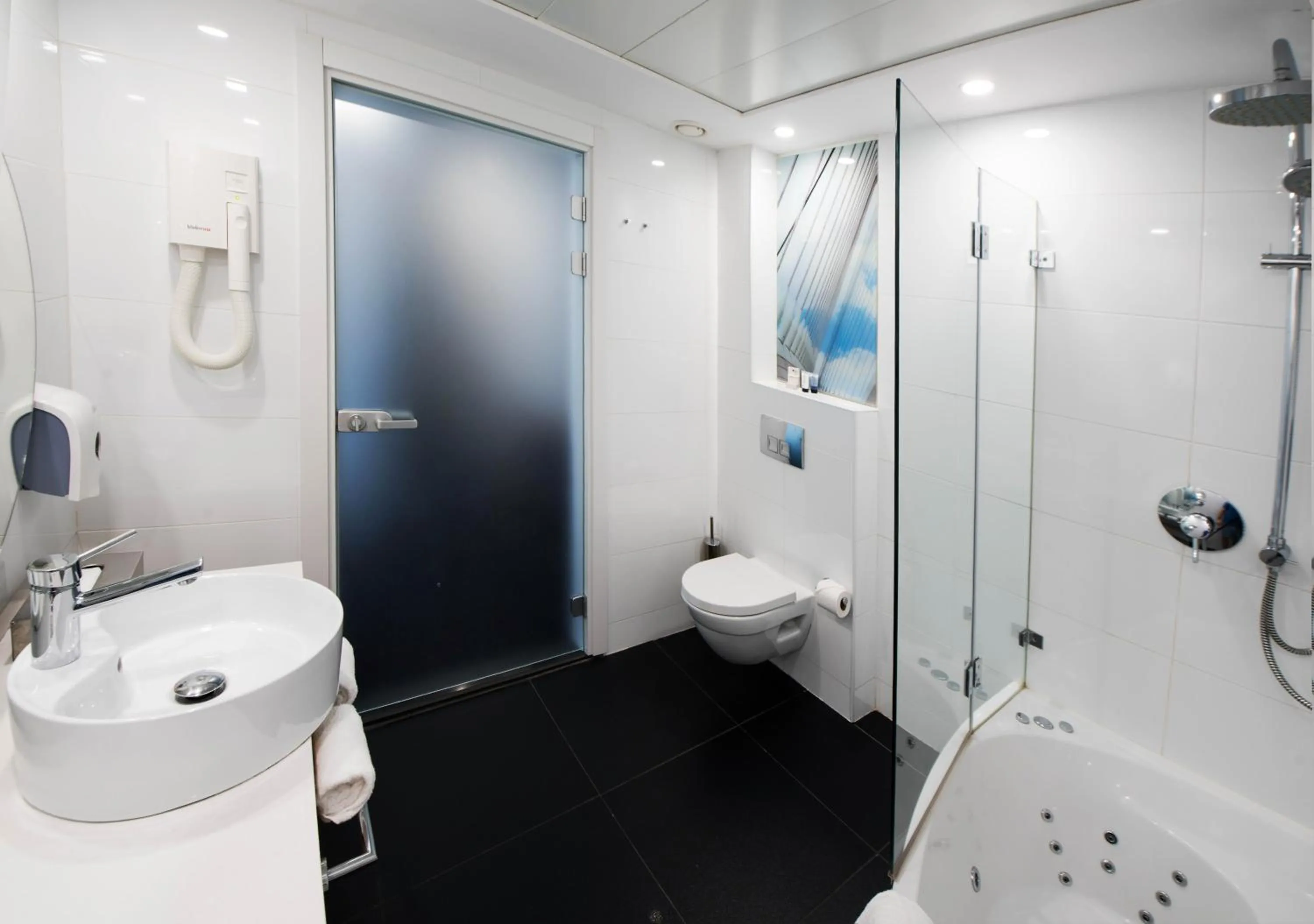 Shower in Eyal Hotel by Smart Hotels