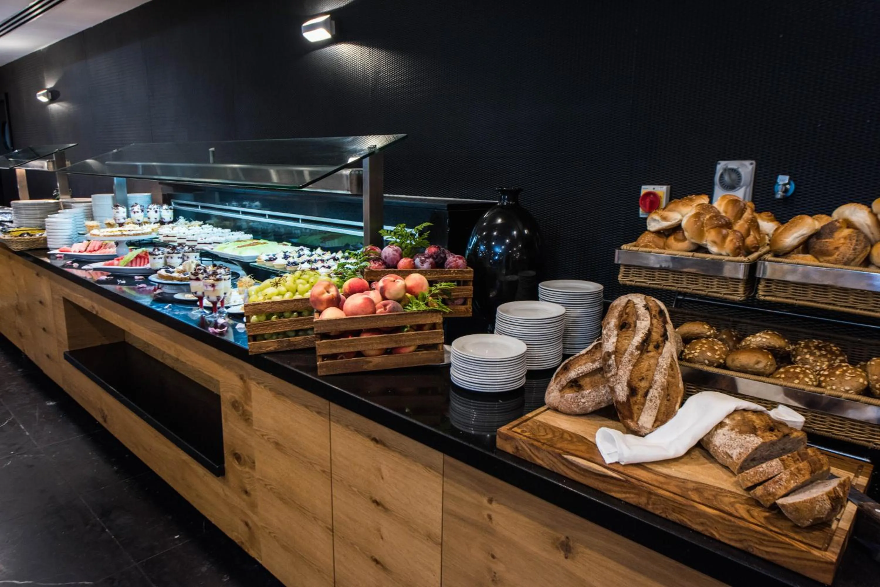 Food in Eyal Hotel by Smart Hotels