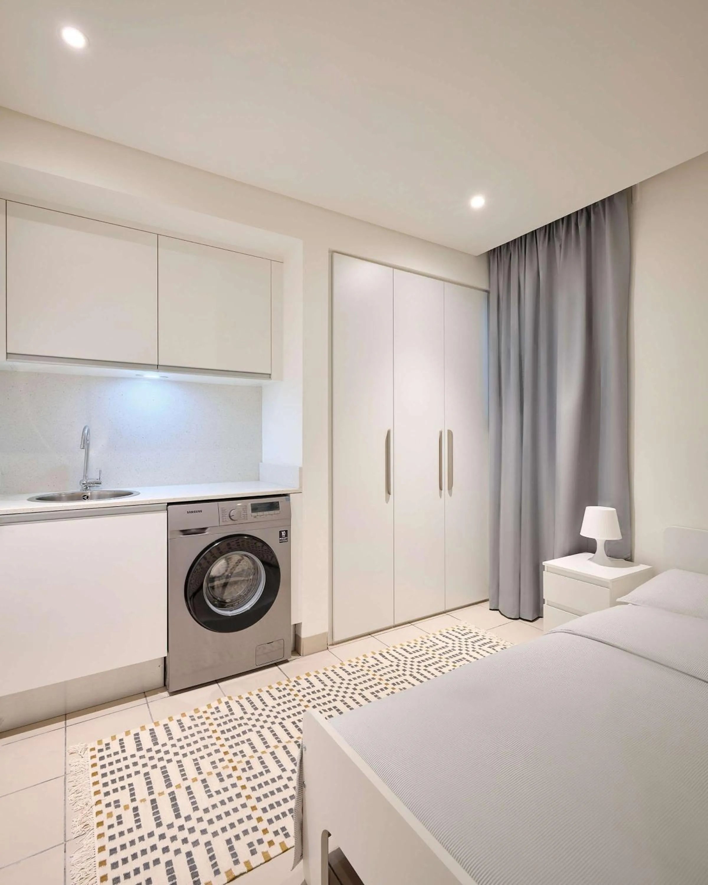 Photo of the whole room, Bed in Grand Hyatt Kuwait Residences